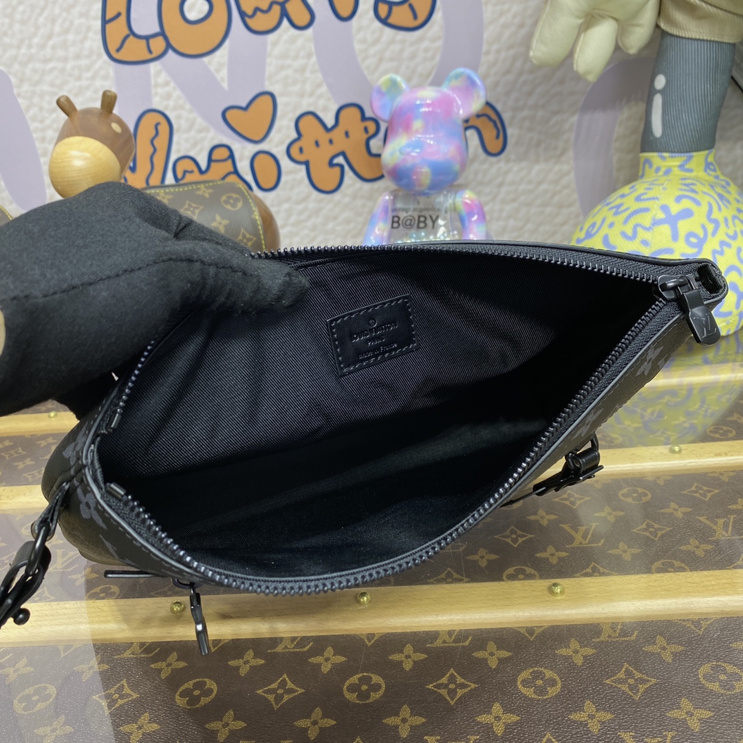 Bagsaaa L0vis Vvtt0n Takeoff bag Black Monogram - 30 x 22 x 5 cm