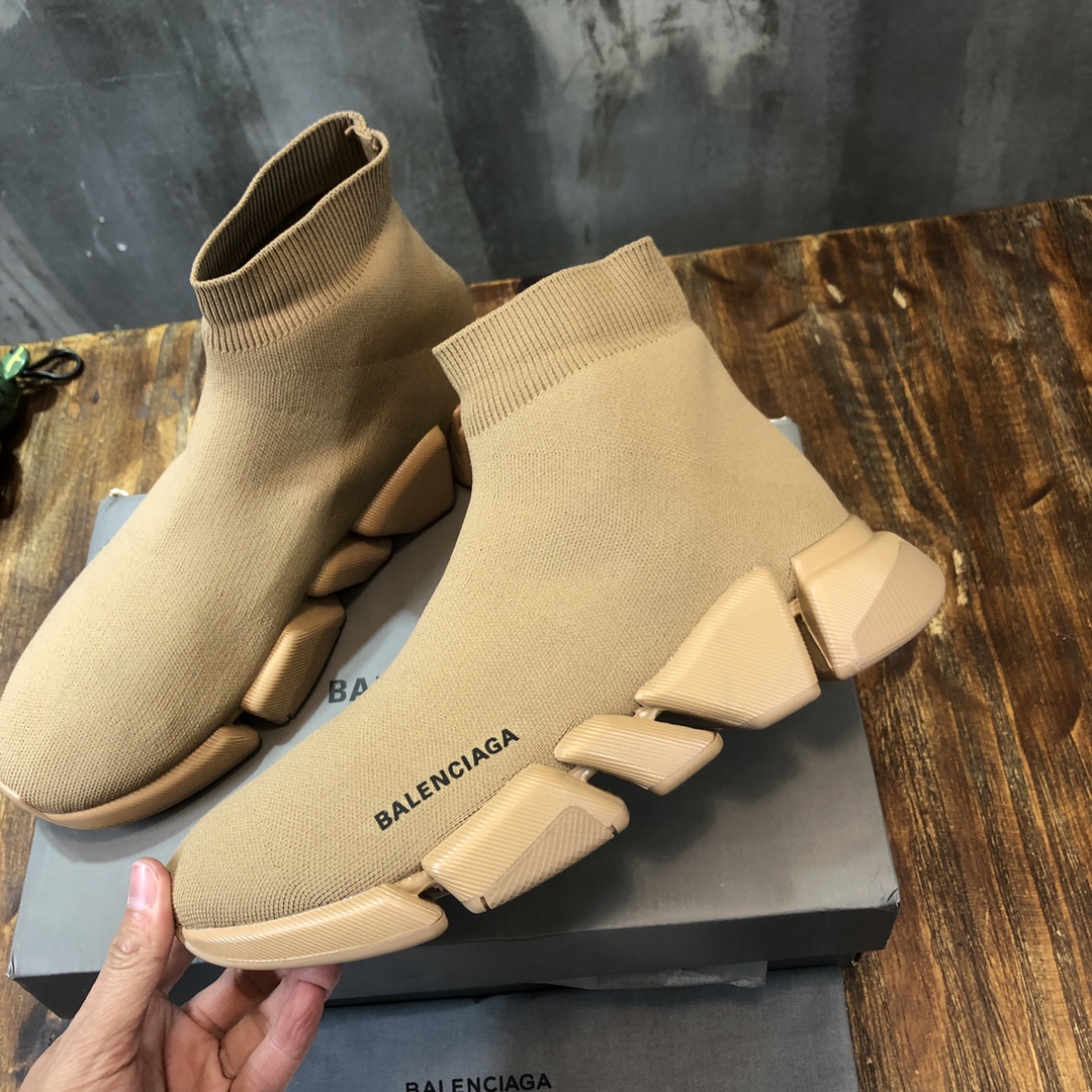 Bagsaaa Ba1en*iaga Speed Runner 2.0 Trainer All beige 