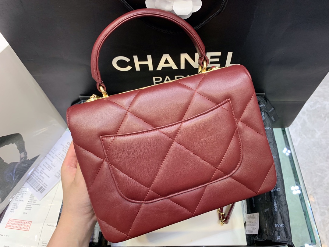 Bagsaaa Ch**el Trendy CC Large Quilting Burgundy Leather Gold Hardware 25cm
