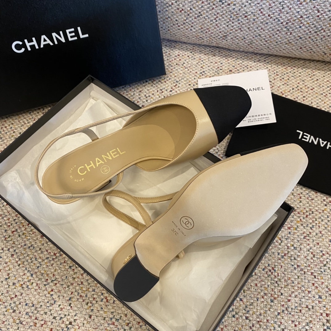 Bagsaaa Ch**el Slingback Two toned 