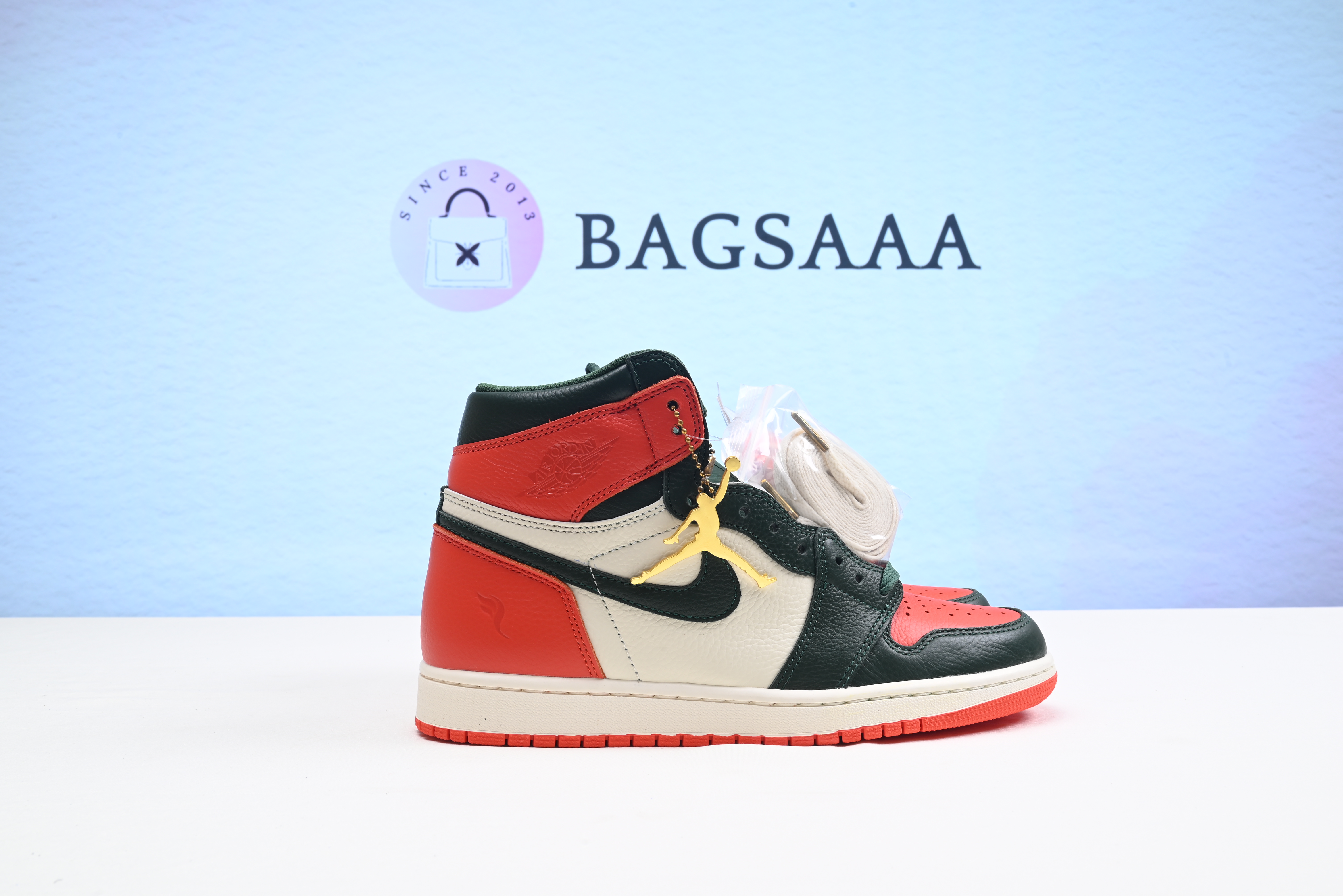 Nike Air Jordan 1 Bred Toe 