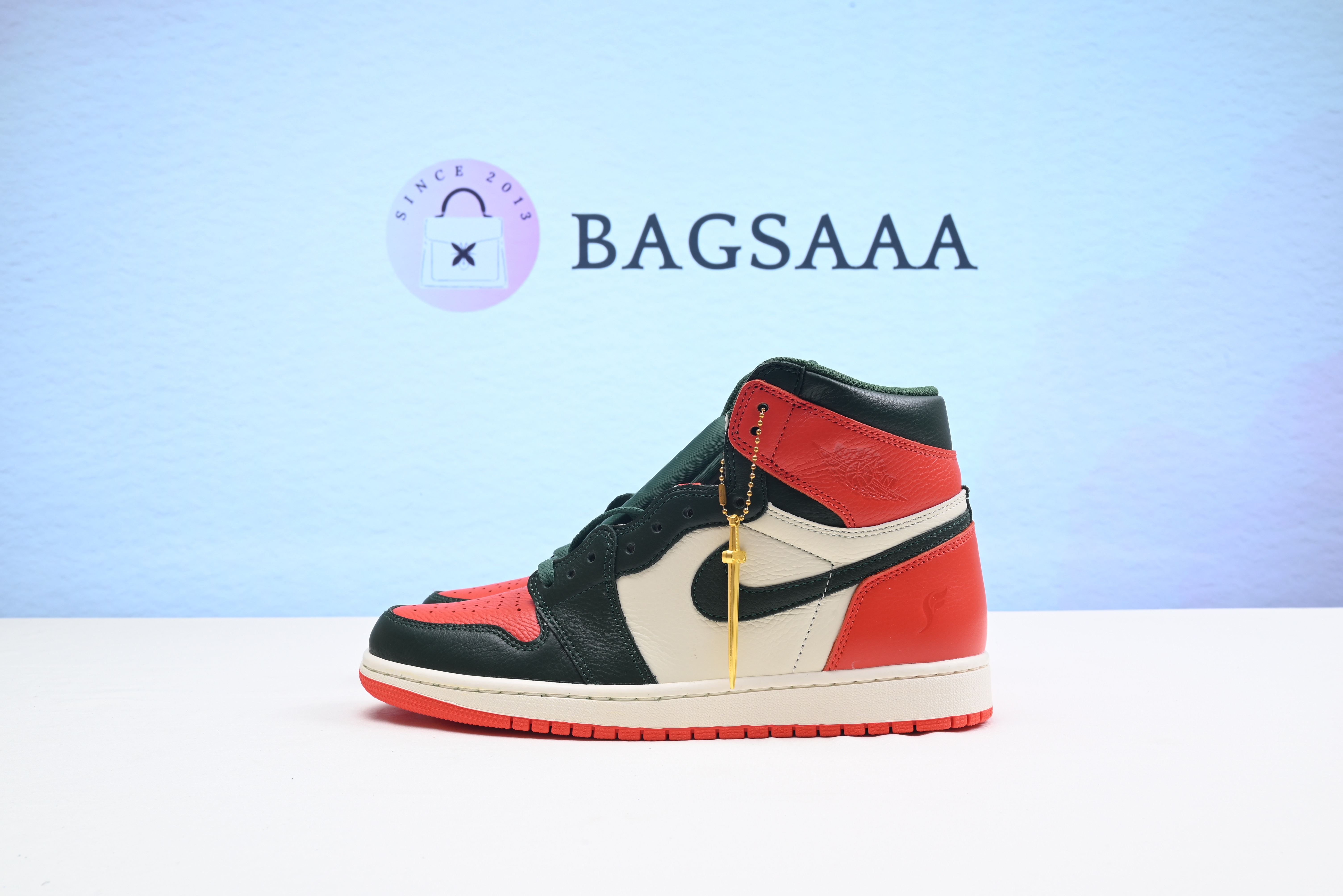 Nike Air Jordan 1 Bred Toe 
