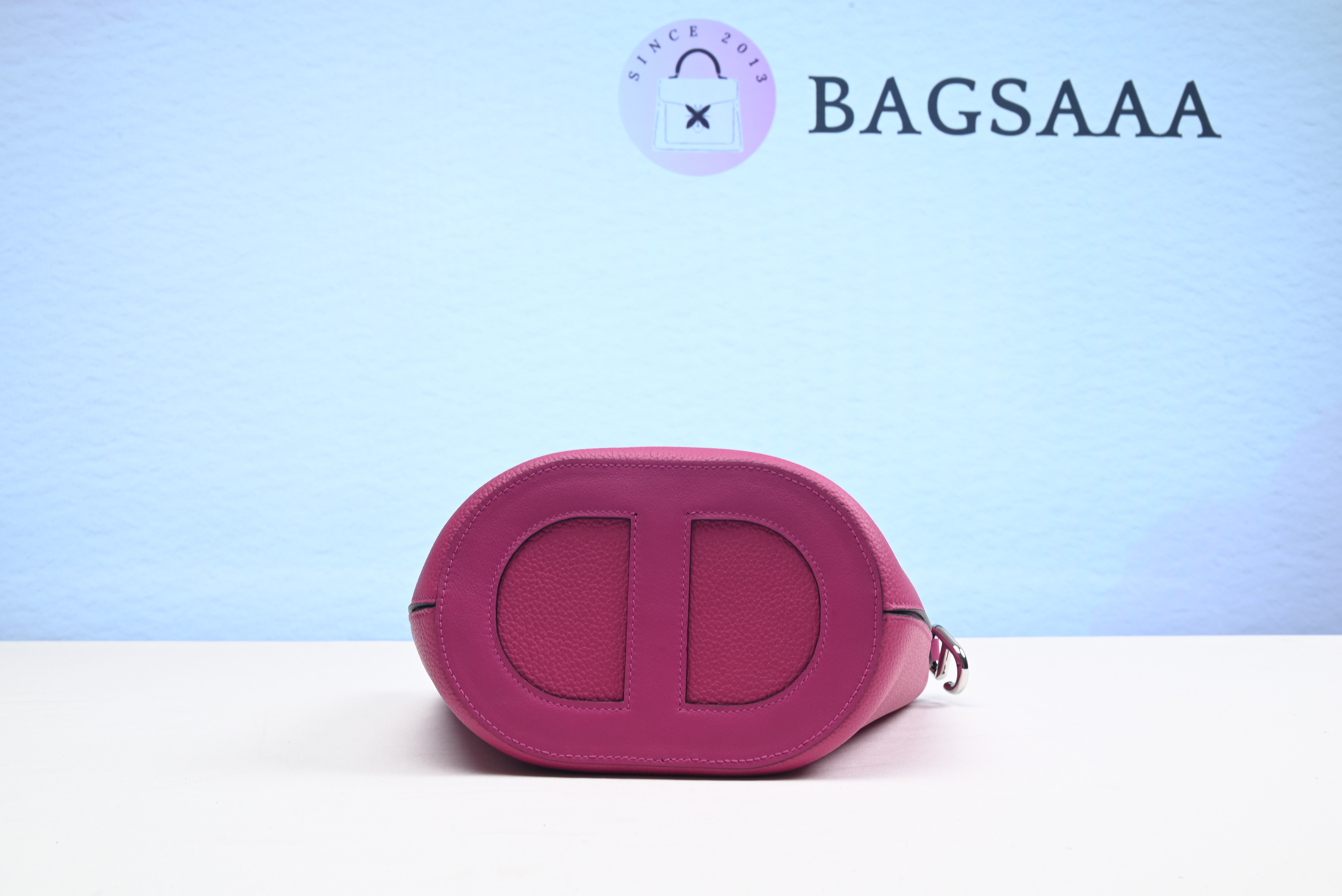 Bagsaaa H**me5 In the Loop Bag Pink 18cm