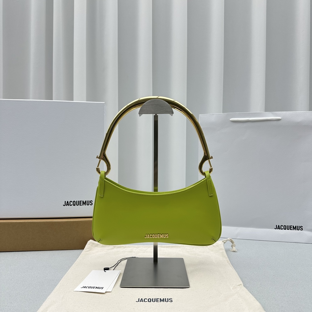 Bagsaaa Jacquemus Le Bisou Mousqueton Shoulder Bag - Green