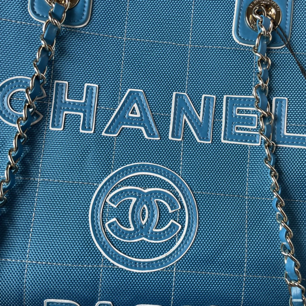 Bagsaaa Ch**el Medium Deauville Blue Tote 36cm