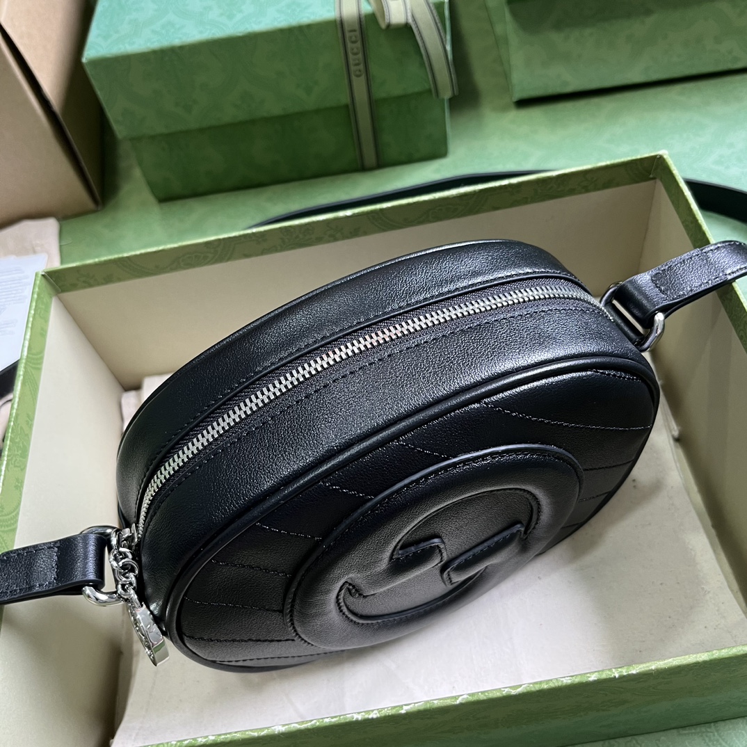 Bagsaaa Gvc*1 Blondie Round Bag Black - 15x 20x 8cm
