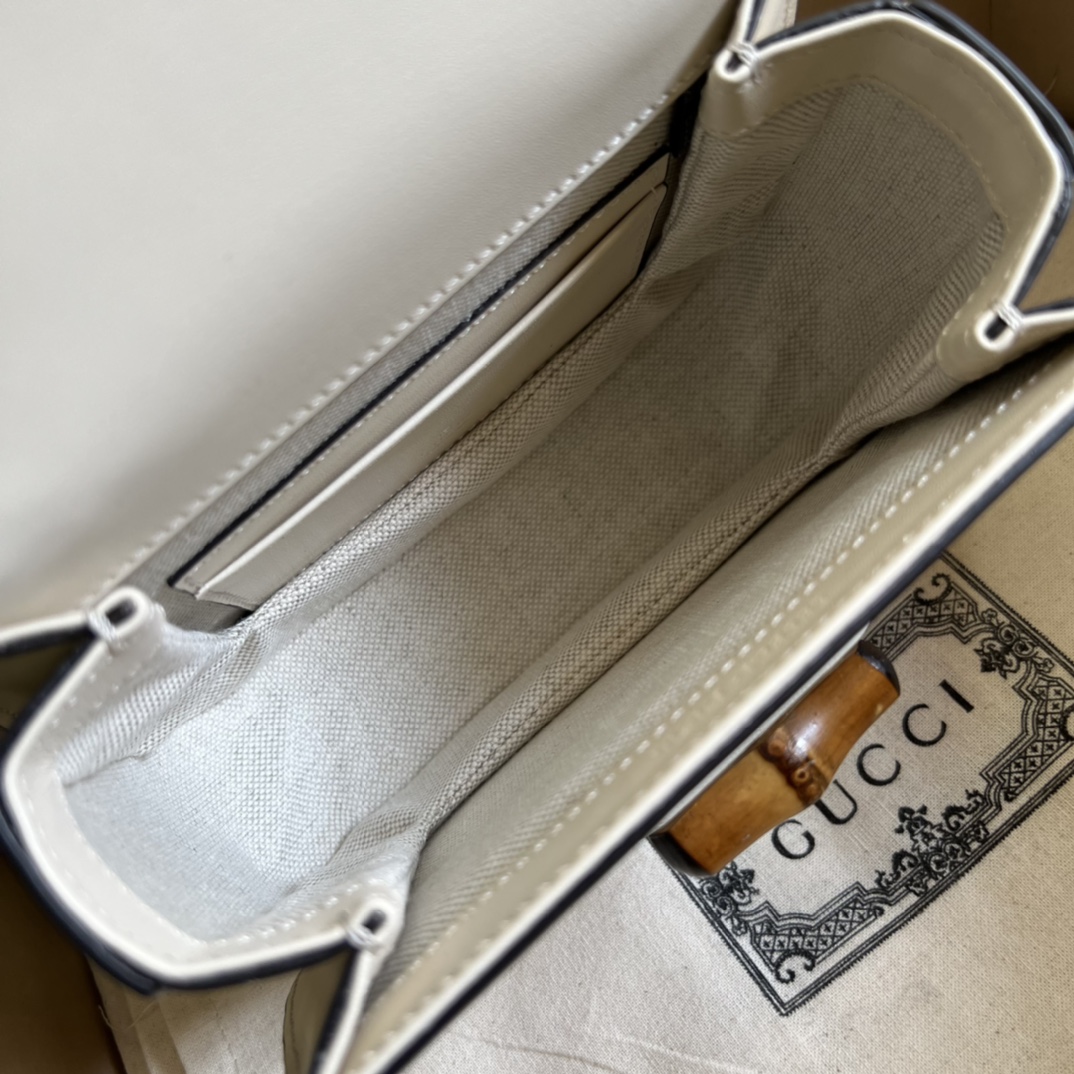 Bagsaaa Bamboo 1947 Mini Top Handle White Leather Bag - 17x12.5x8cm
