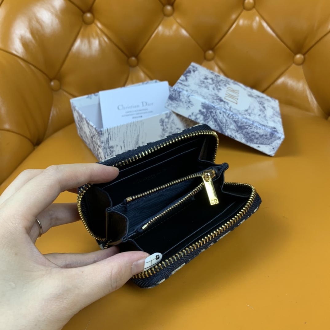 Bagsaaa D10r Small 30 Montaigne Coin Purse 
