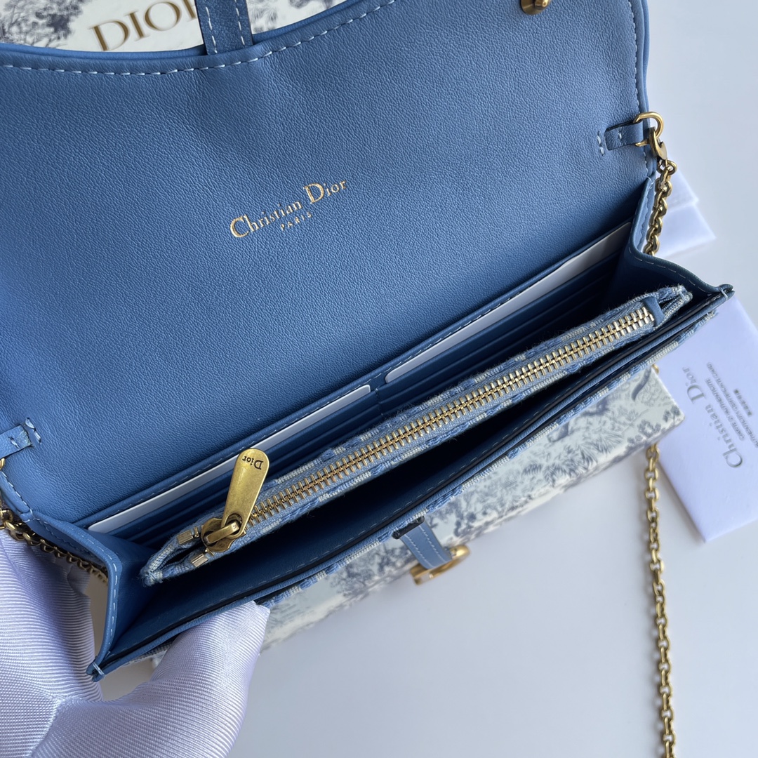 Bagsaaa D10r Saddle Oblique Blue Chain Wallet - 19*11*2.5