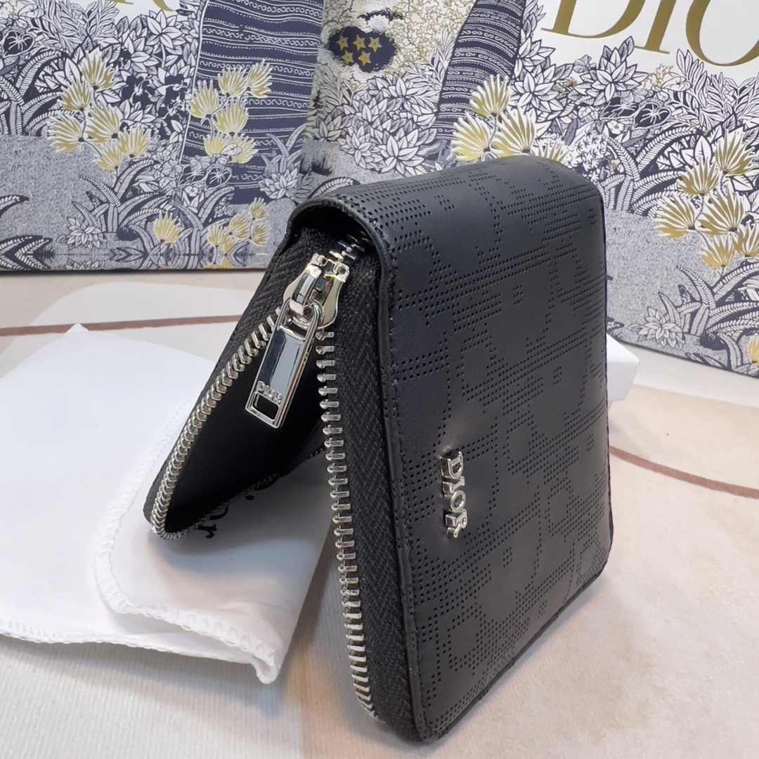 Bagsaaa D10r Black Leather Wallet - 11 x 9cm