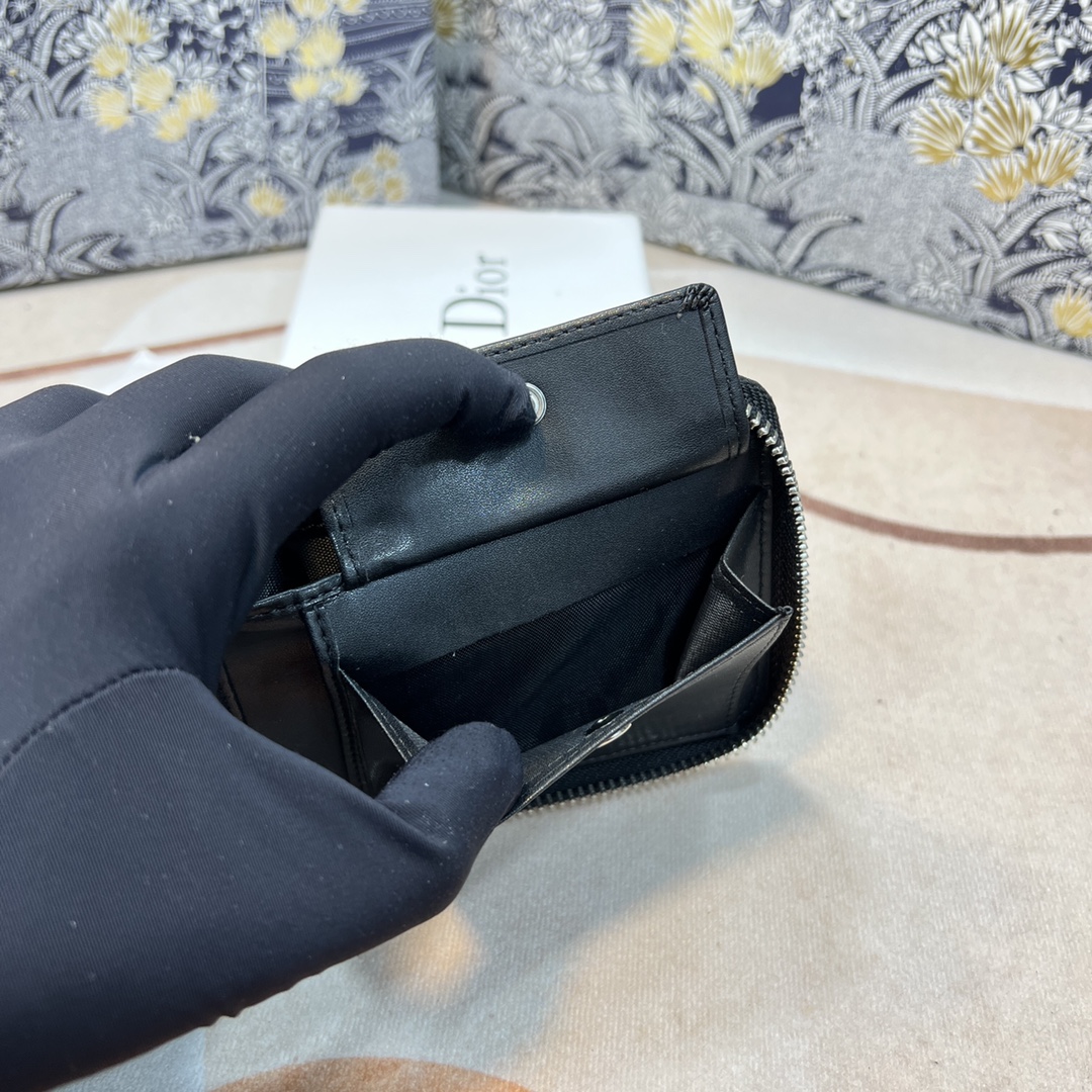 Bagsaaa D10r Oblique Black Leather Wallet - 11 x 9cm