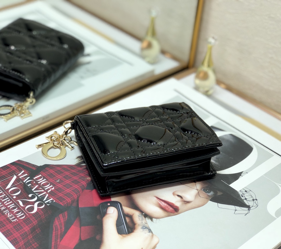 Bagsaaa D10r Coin Purse Patent Leather Black - 11x9cm