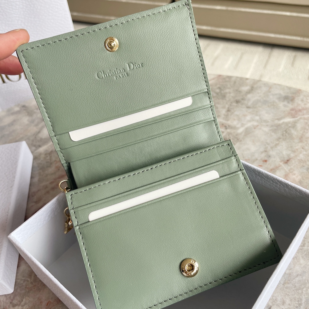 Bagsaaa D10r Coin Purse Green - 11x9cm