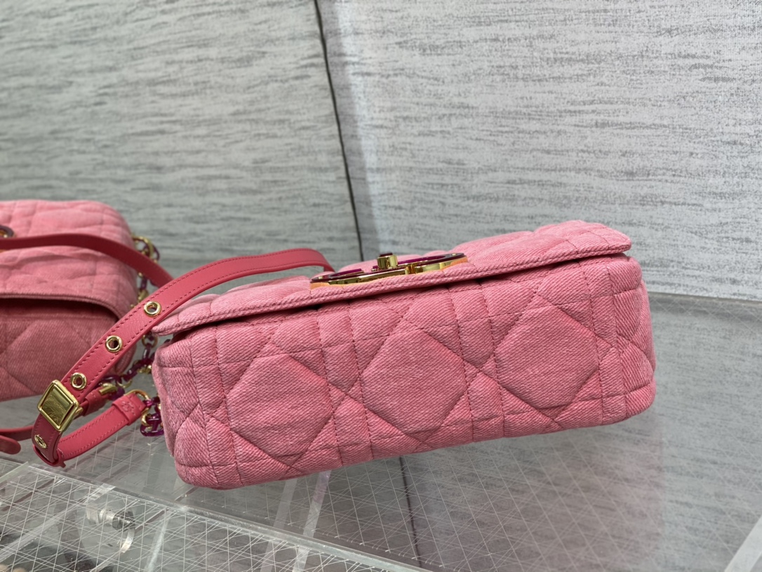 Bagsaaa D10r Caro Macrocanage Denim Pink - 25.5*15.5*8cm