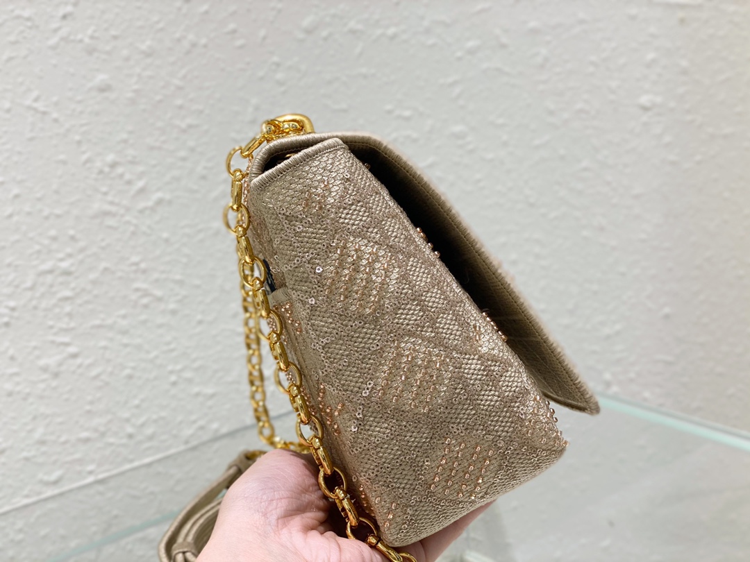Bagsaaa D10r Caro Medium Cannage Beige Bag - 25.5*15.5*8cm
