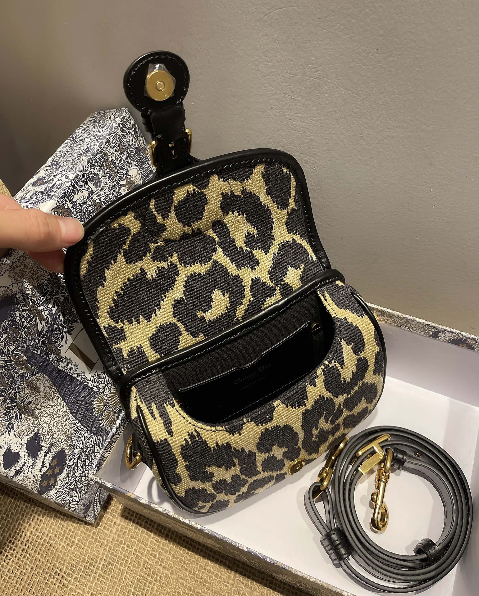 Bagsaaa D10r Small Bobby Leopard Leather