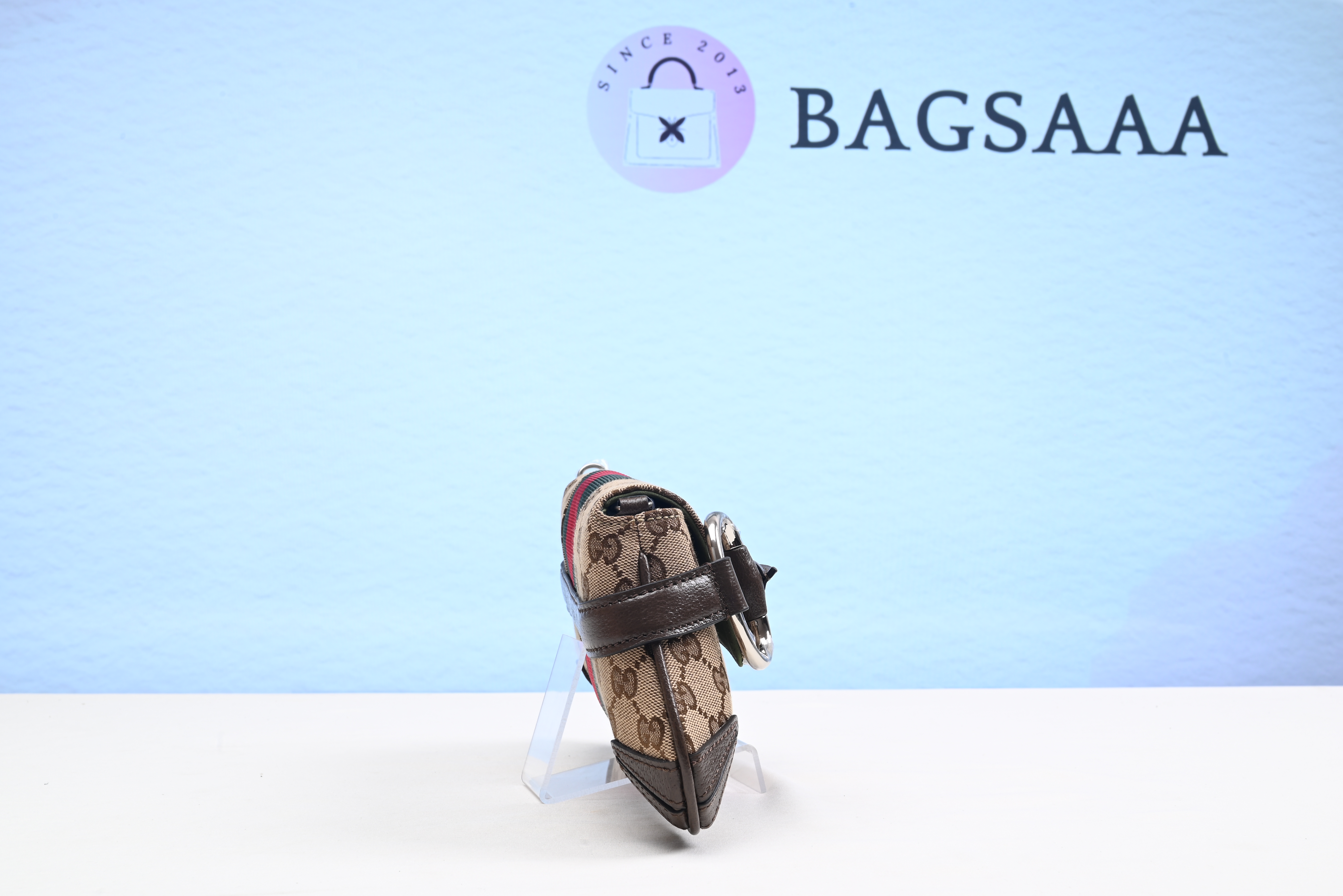 Bagsaaa Gvc*1 Horsebit Chain Small Shoulder Bag - 27*11.5*5cm