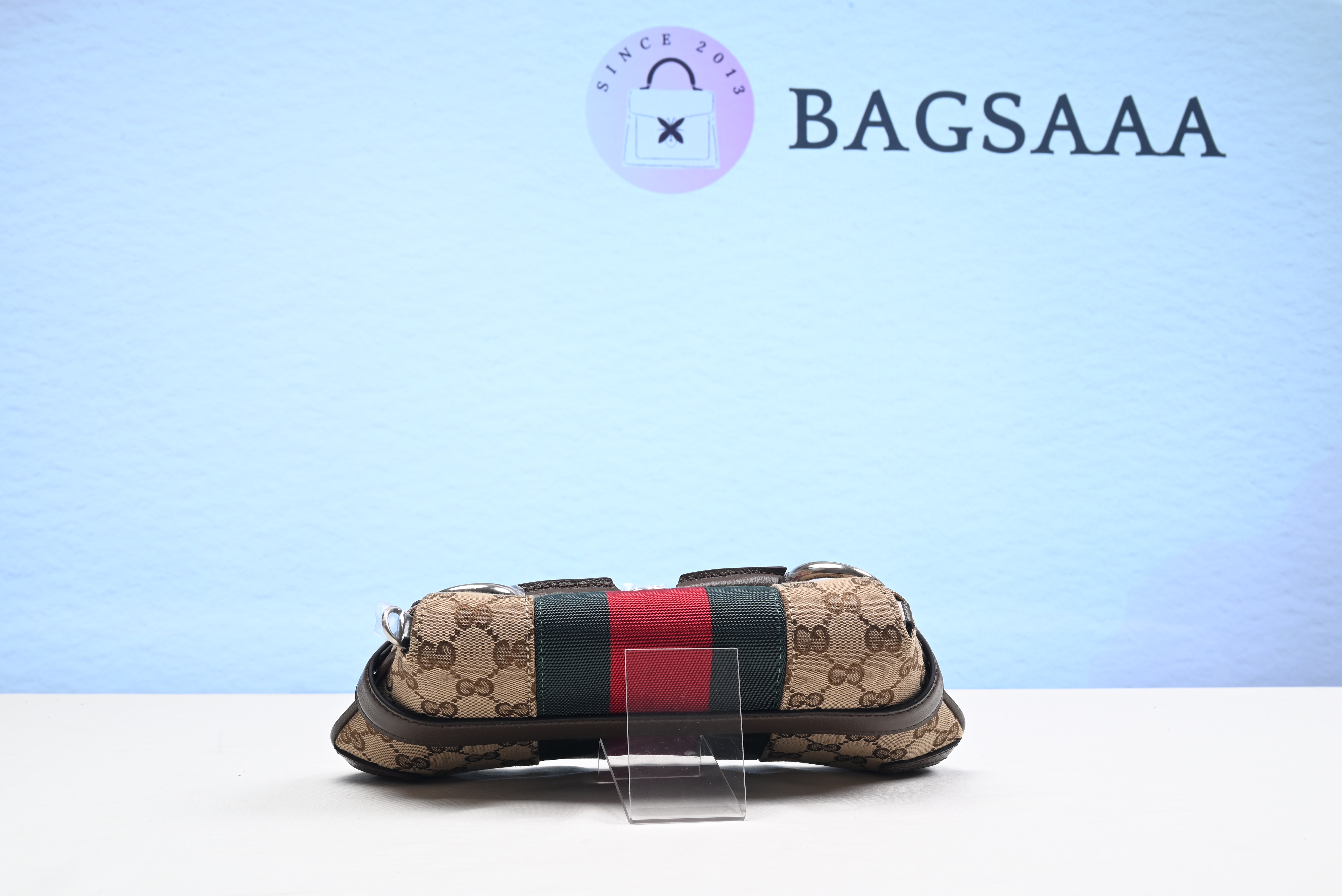 Bagsaaa Gvc*1 Horsebit Chain Small Shoulder Bag - 27*11.5*5cm