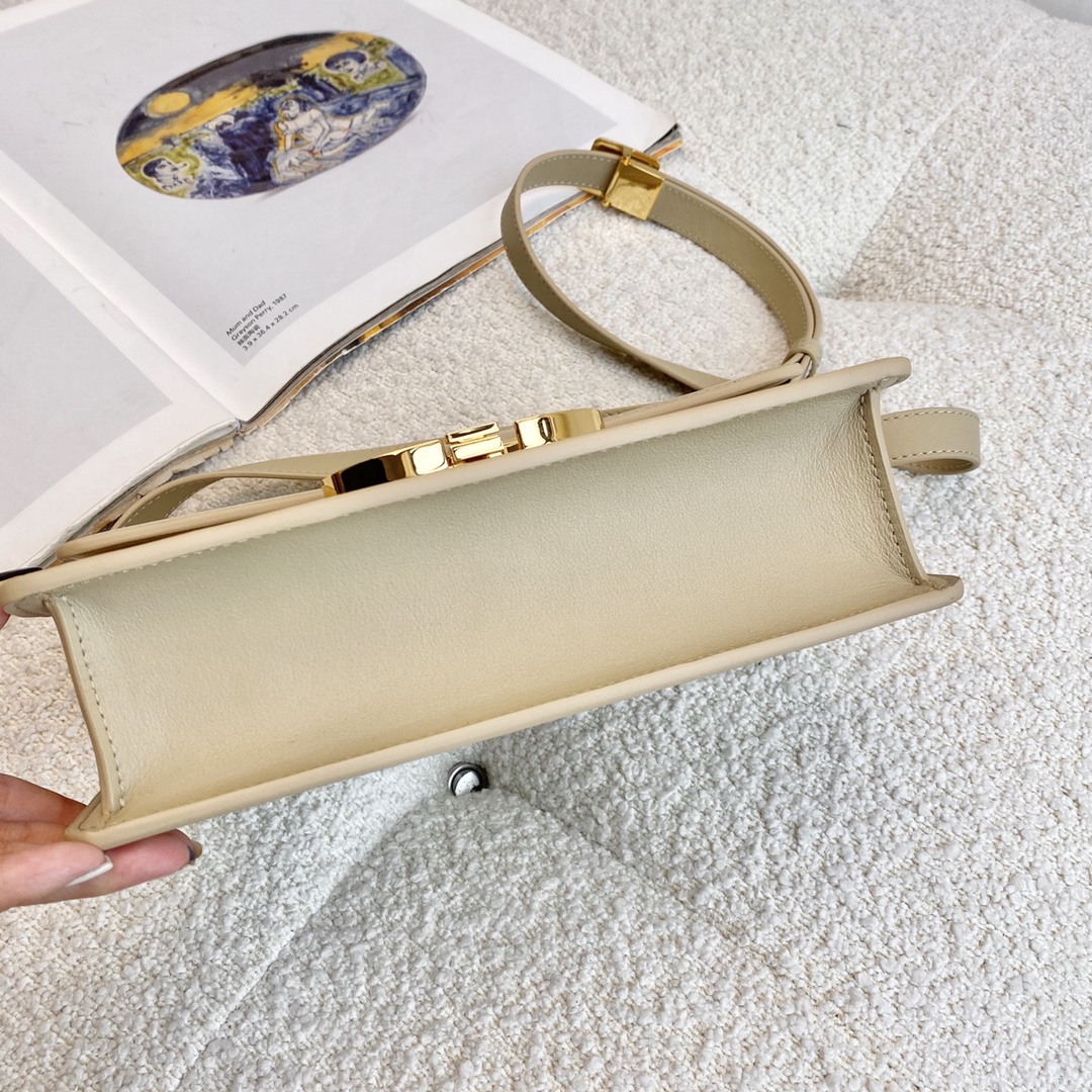 Bagsaaa D10r Montaigne Beige Bag - 24 x 17 x 8 cm