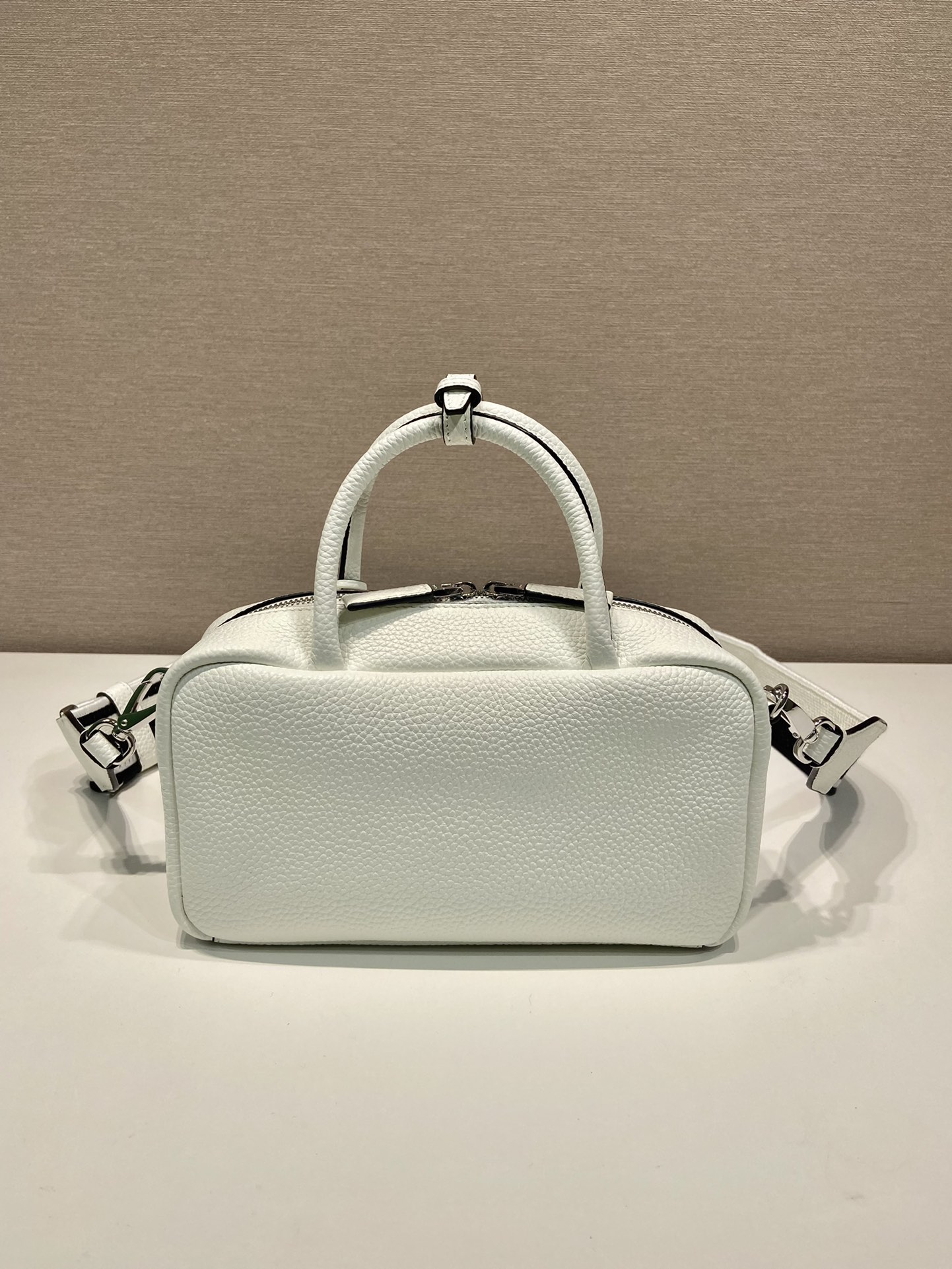 Bagsaaa Pra*a Leather top-handle bag white - 24x12x8cm