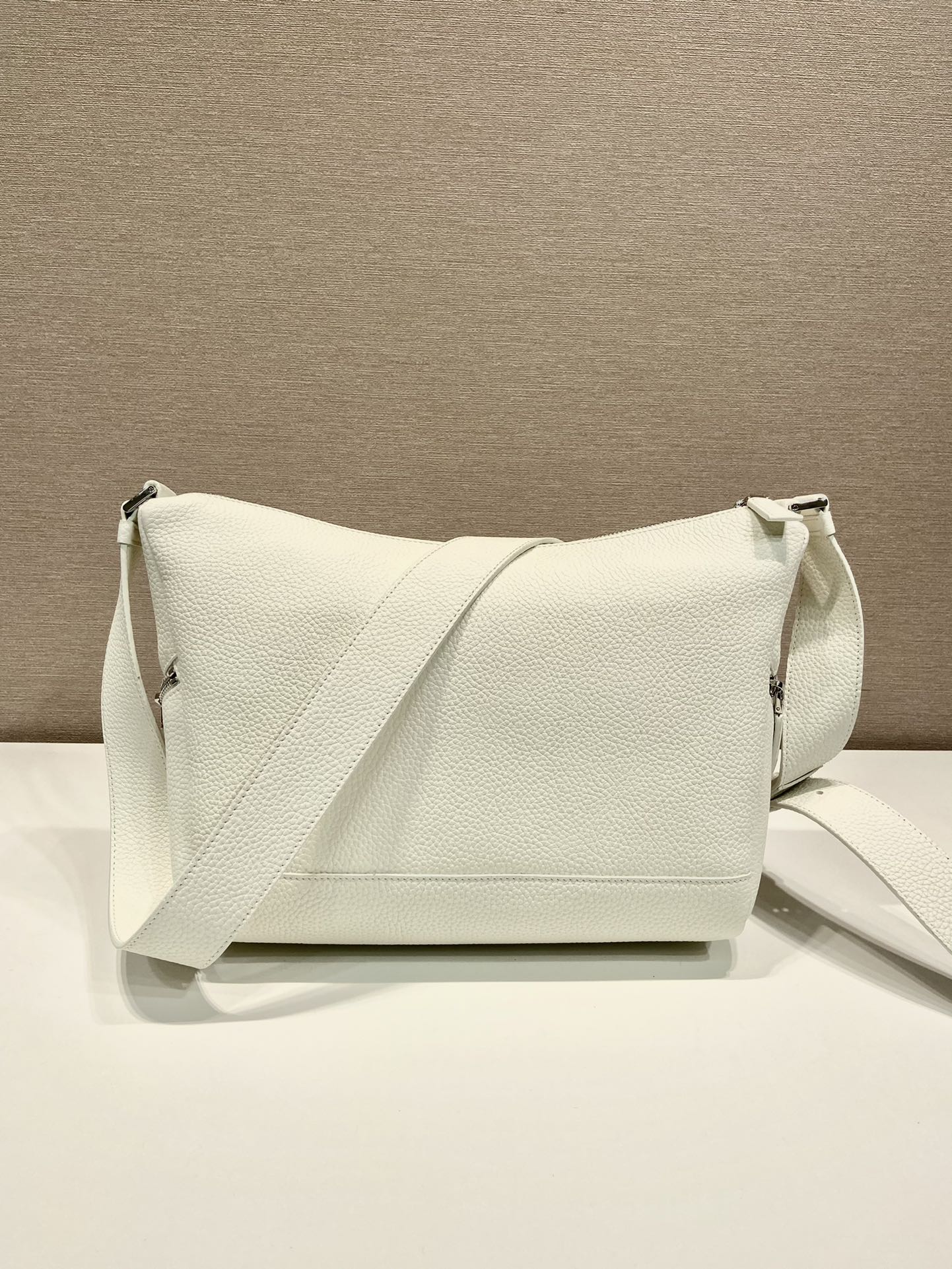 Bagsaaa Pra*a Leather bag with shoulder strap white - 26*23*11cm