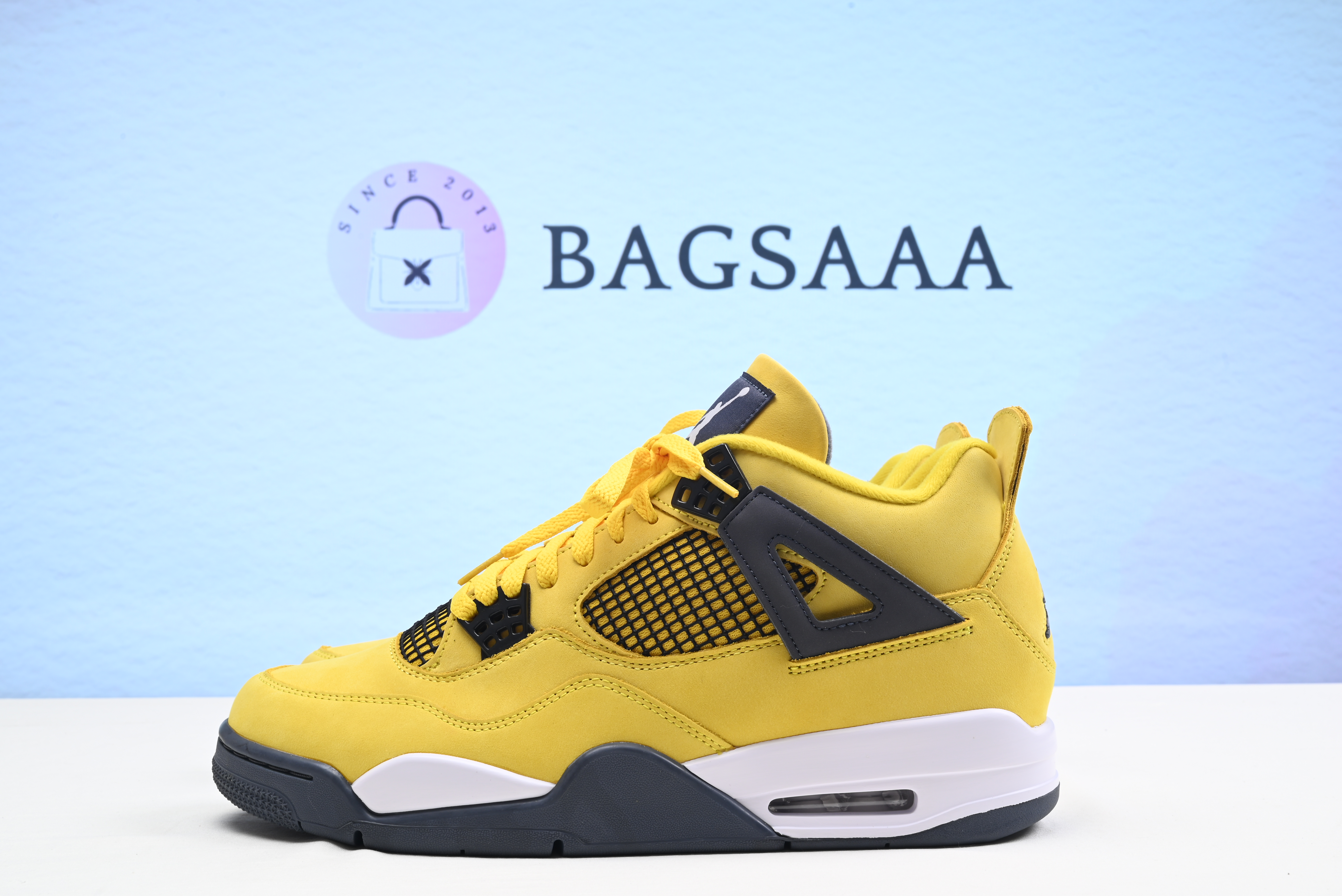 Nike Air Jordan 4 Retro Lightning 