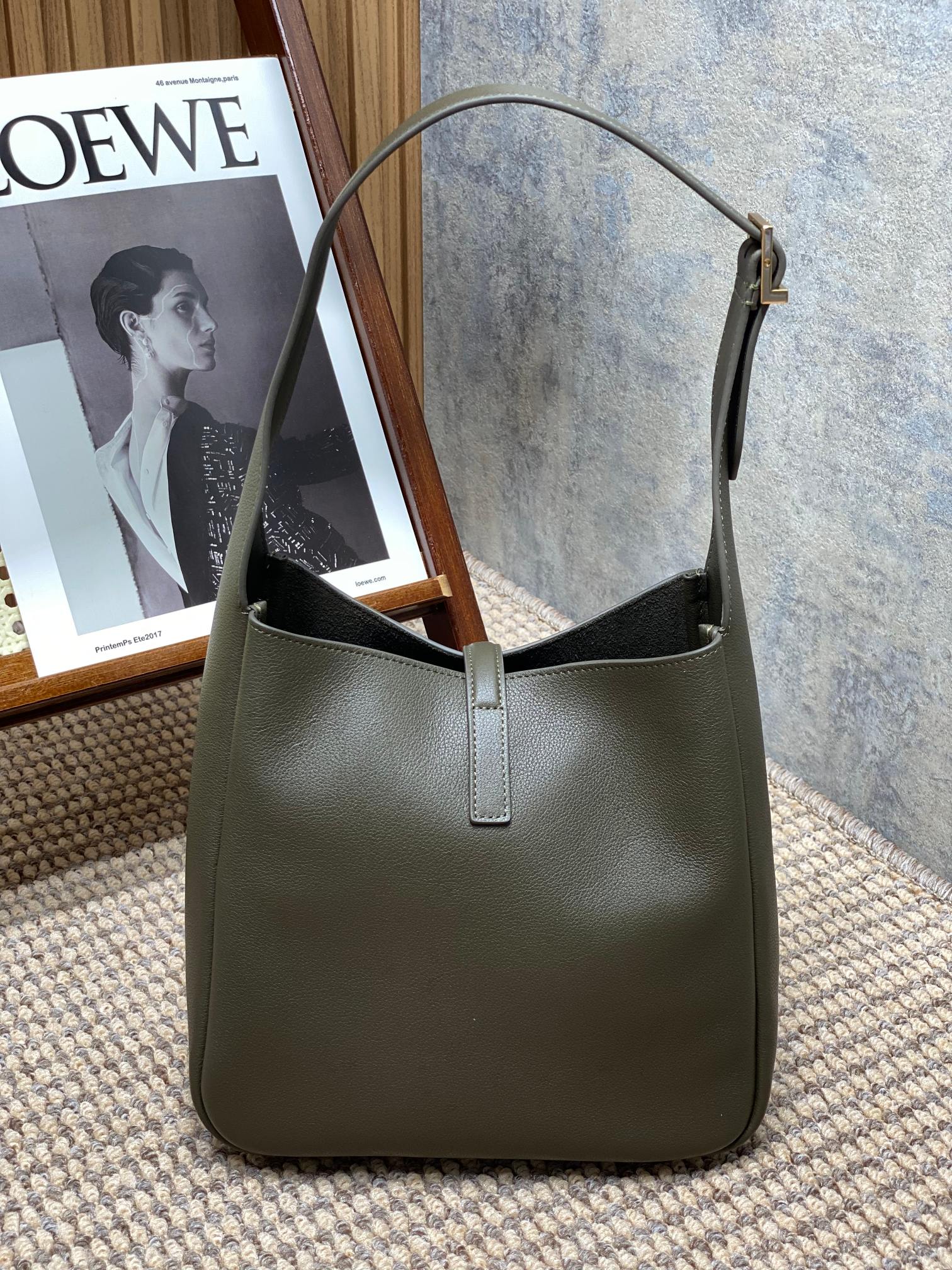 Bagsaaa Y51 LE 5 À 7 S*pPLE SMALL IN GRAINED GREEN LEATHER - 23 X 22 X 8.5 CM
