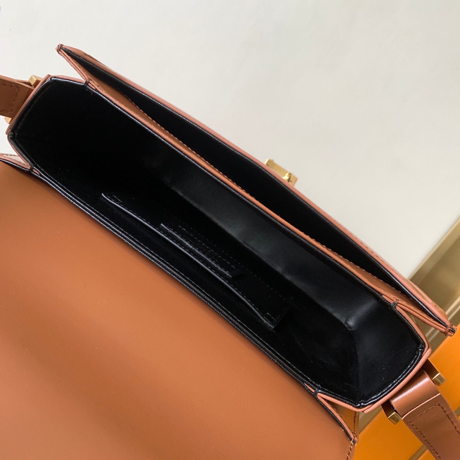 Bagsaaa Y51 Solferino Medium Satchel in box brown leather - 23 X 16 X 6 CM
