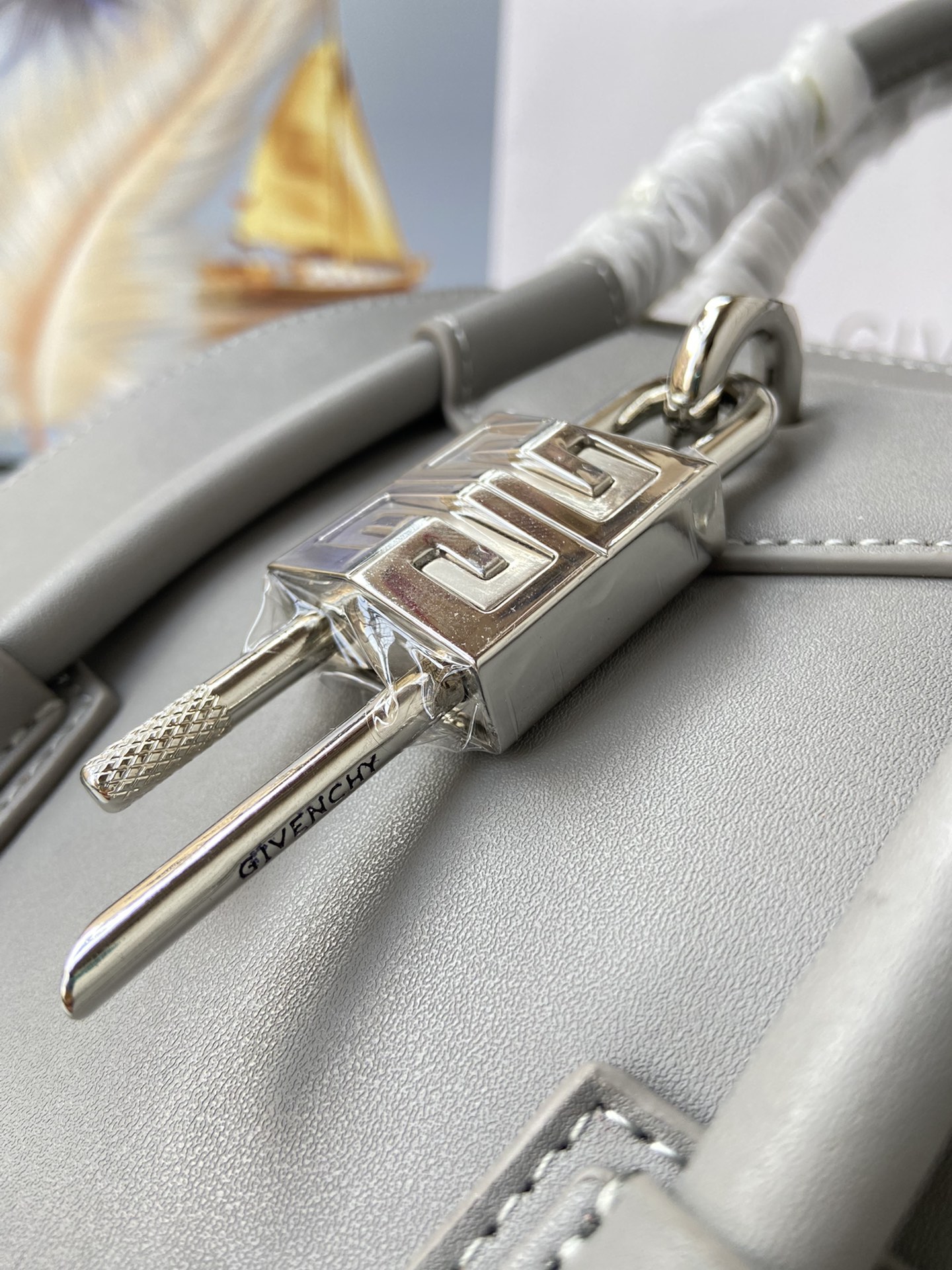 Bagsaaa Givenchy Antigona Lock Tote Bag Grey - 23*27*13cm