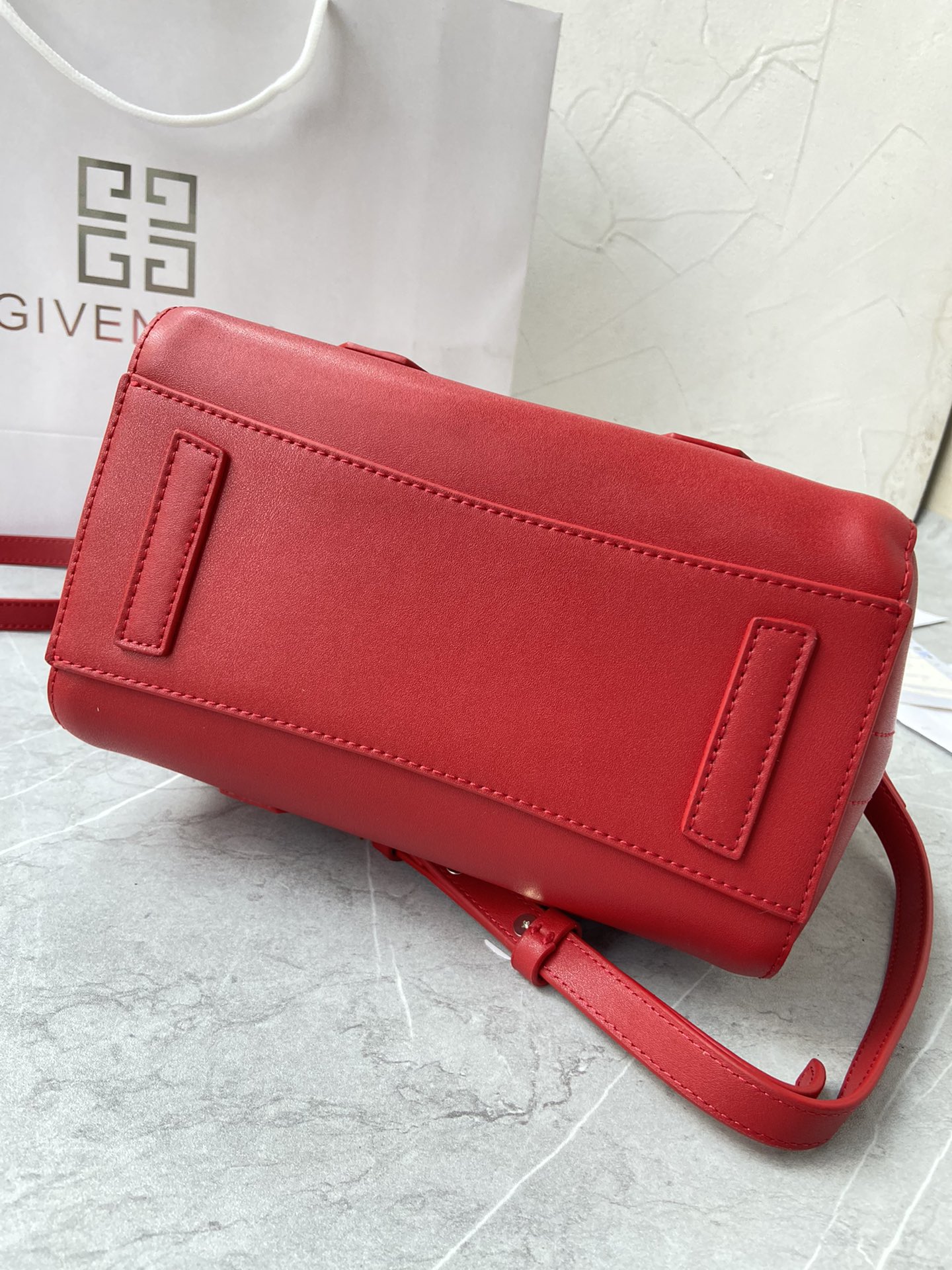 Bagsaaa Givenchy Antigona Lock Tote Bag Red - 23*27*13cm