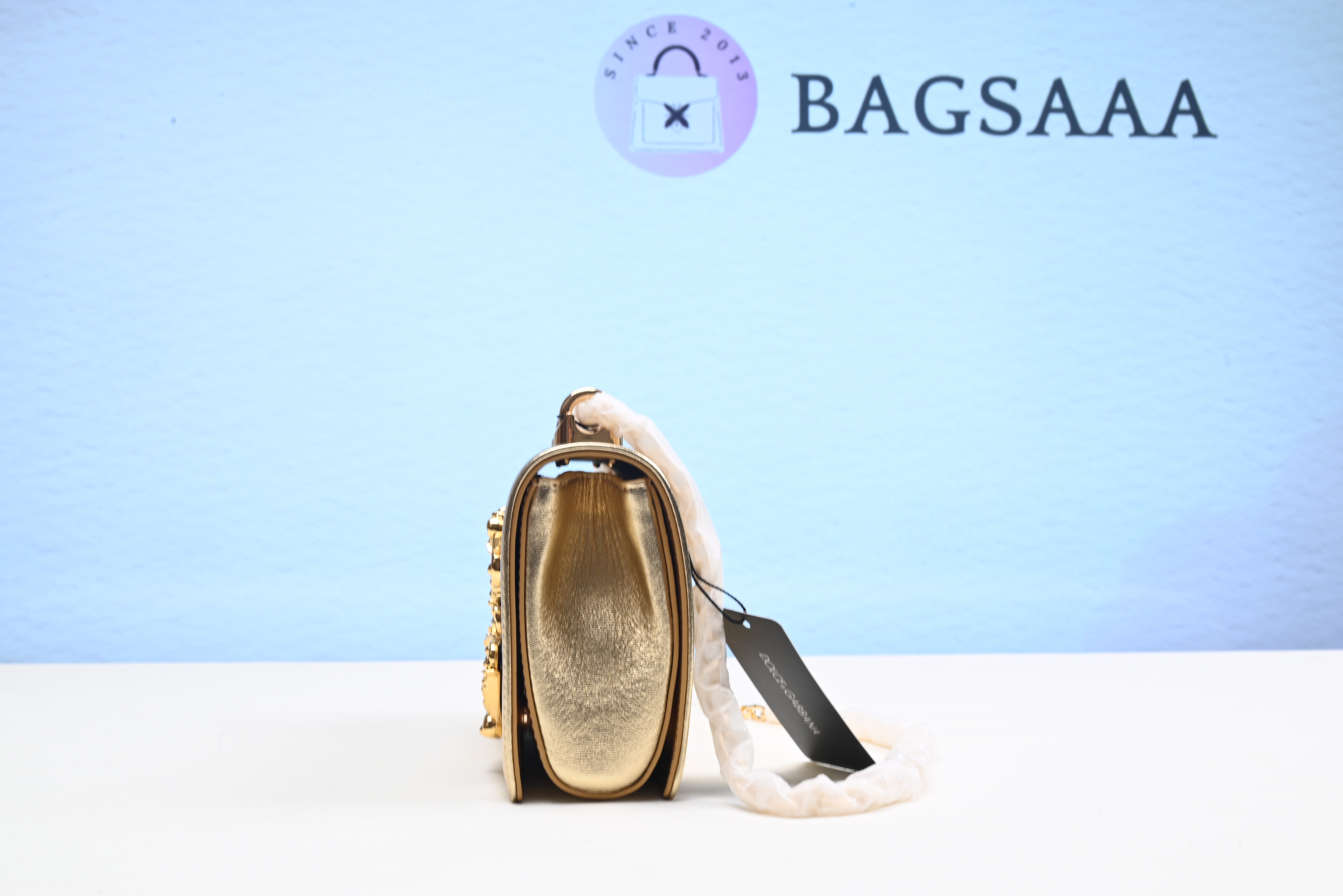 Bagsaaa Dolce and Gabbana Gold DG Girls Phone Bag 21cm