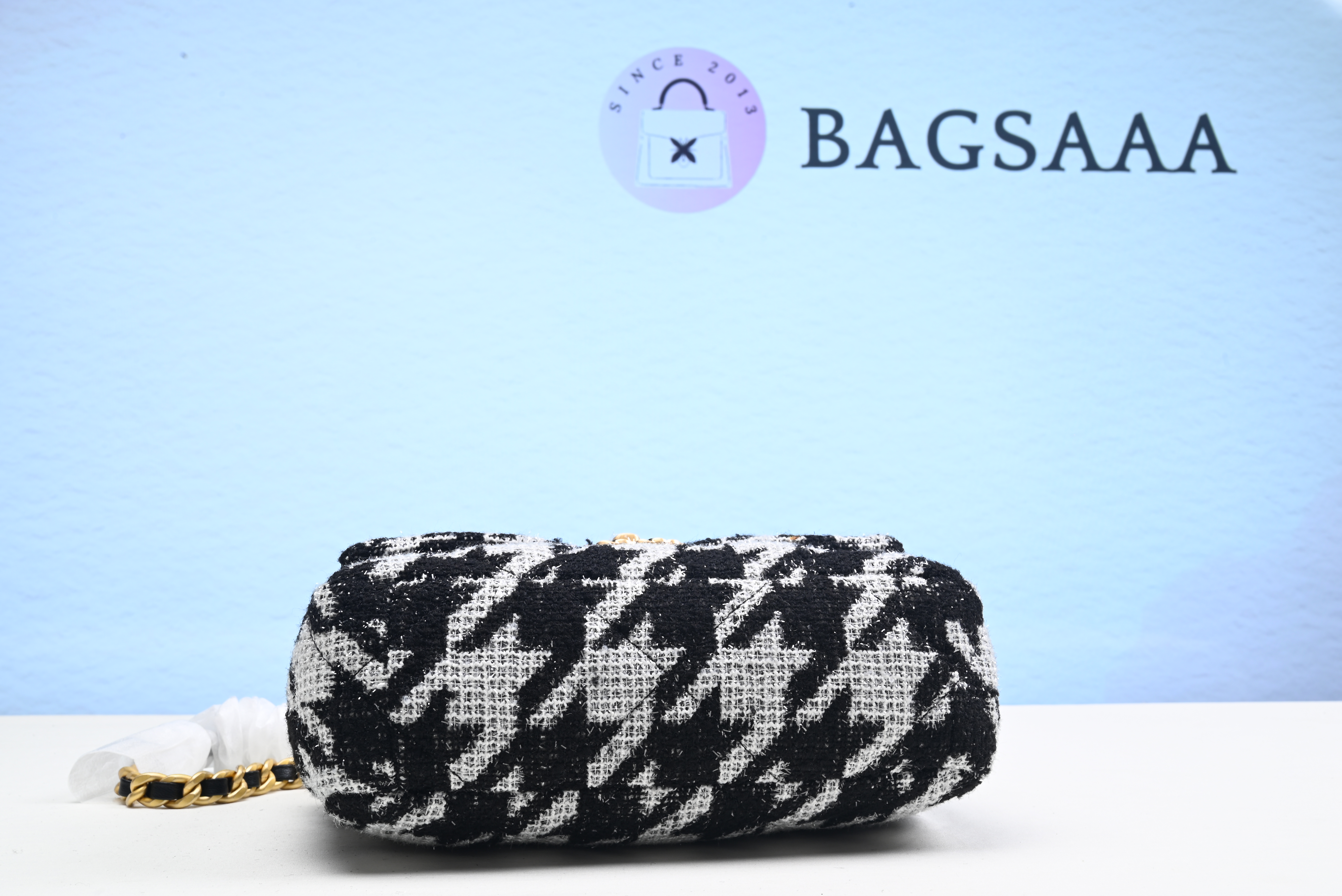 Bagsaaa Ch**el 19 Bag Tweed Quilted Black and White 26cm