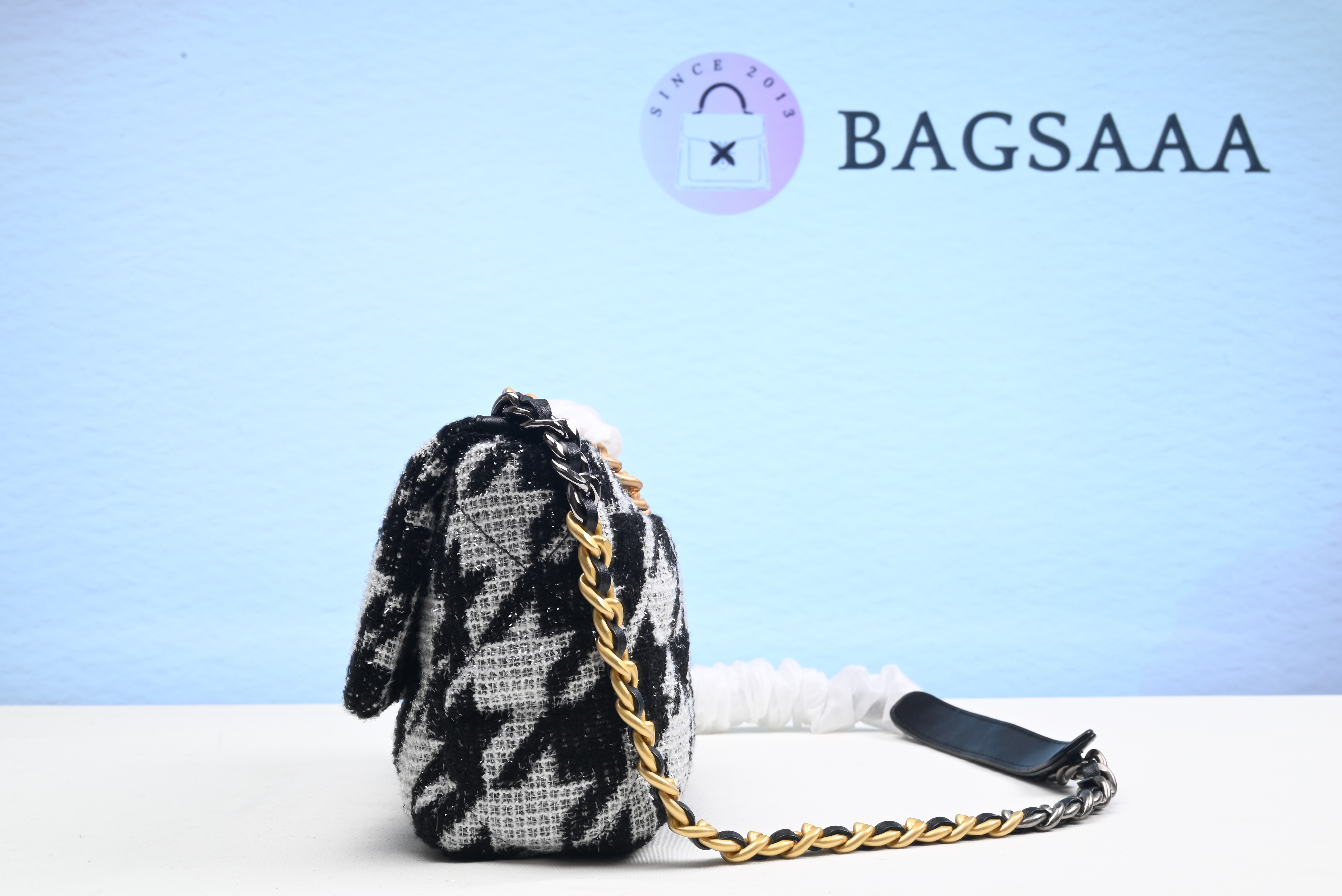 Bagsaaa Ch**el 19 Bag Tweed Quilted Black and White 26cm