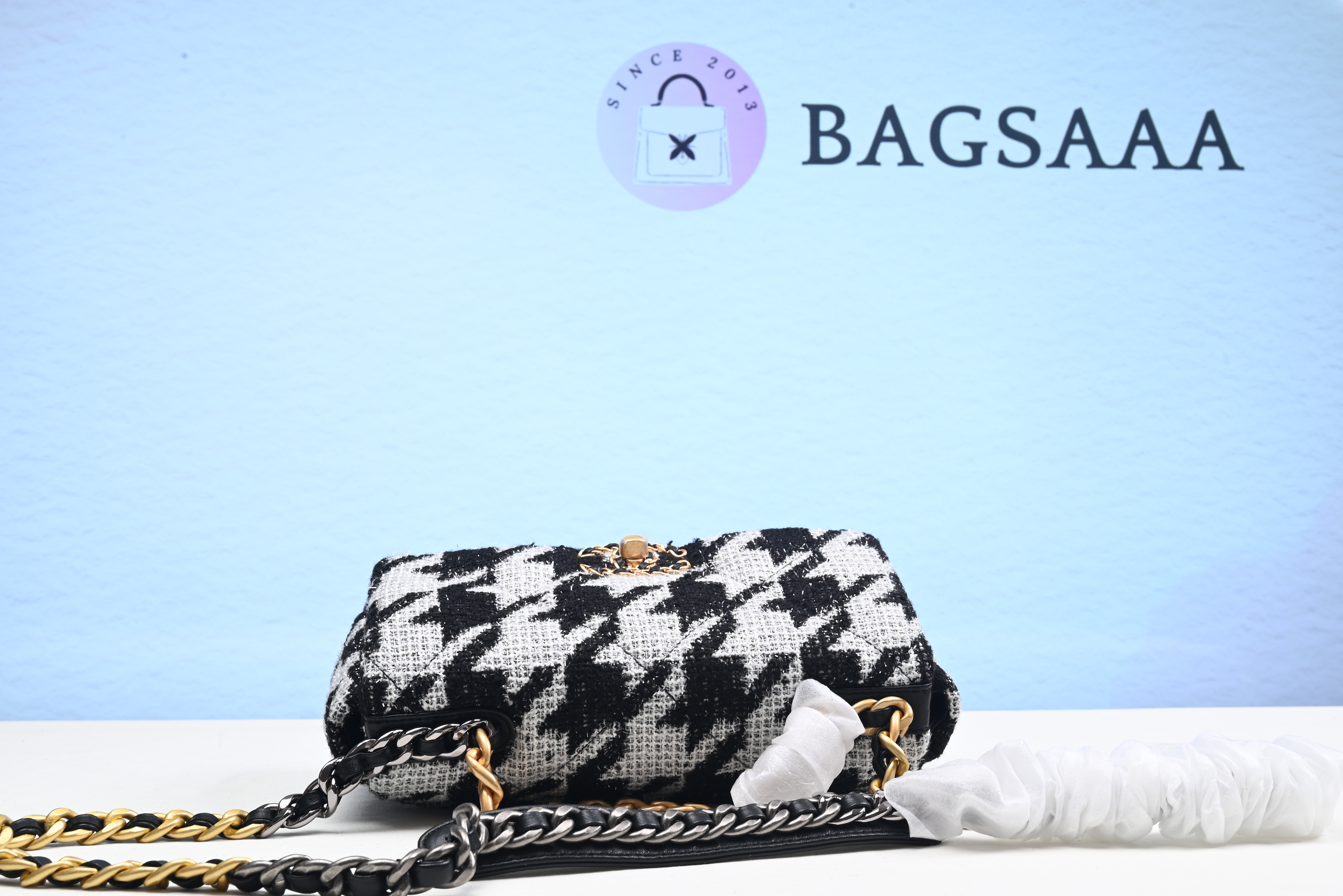 Bagsaaa Ch**el 19 Bag Tweed Quilted Black and White 26cm