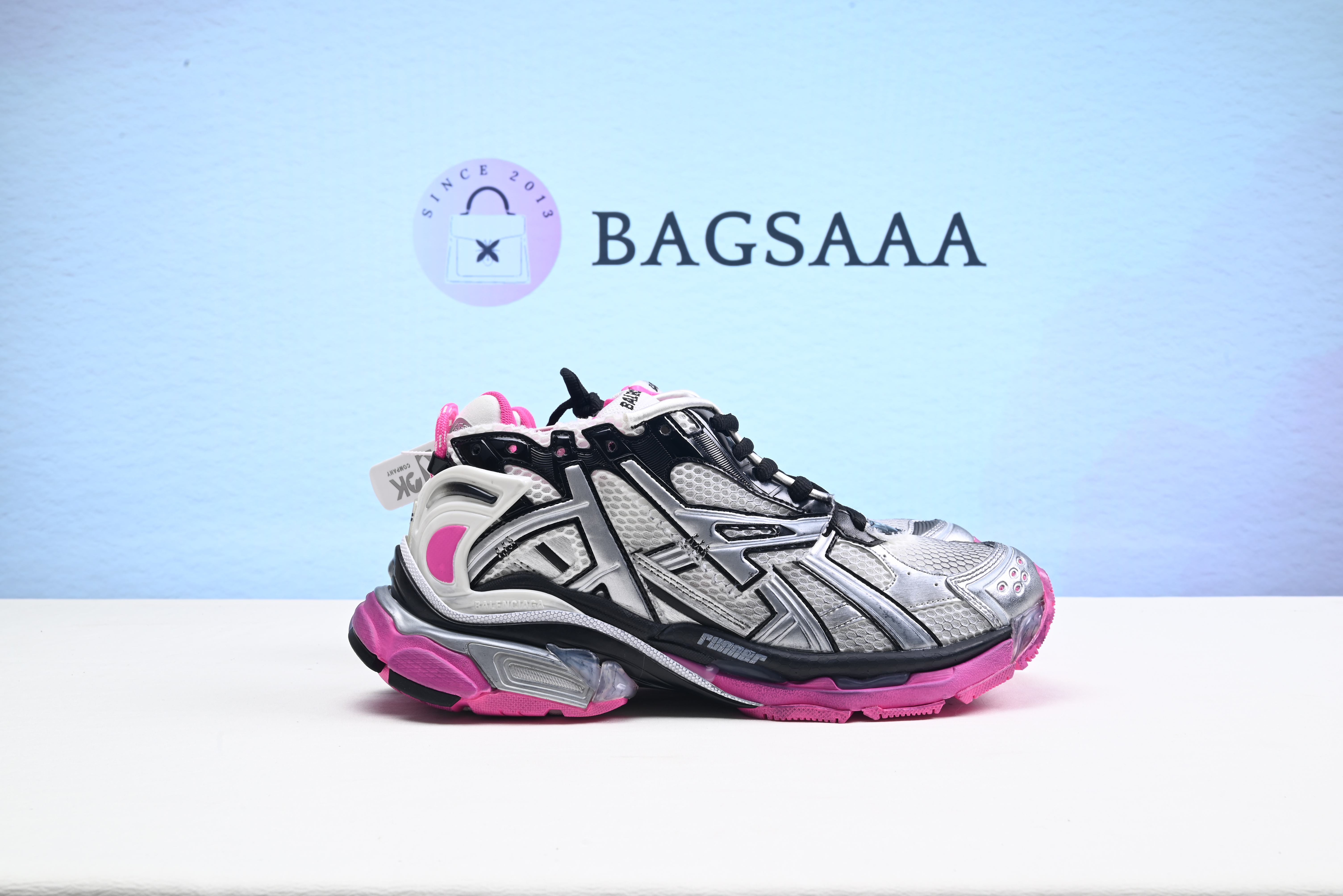 Bagsaaa Ba1en*iagaRunner Trainer In Silver Multi
