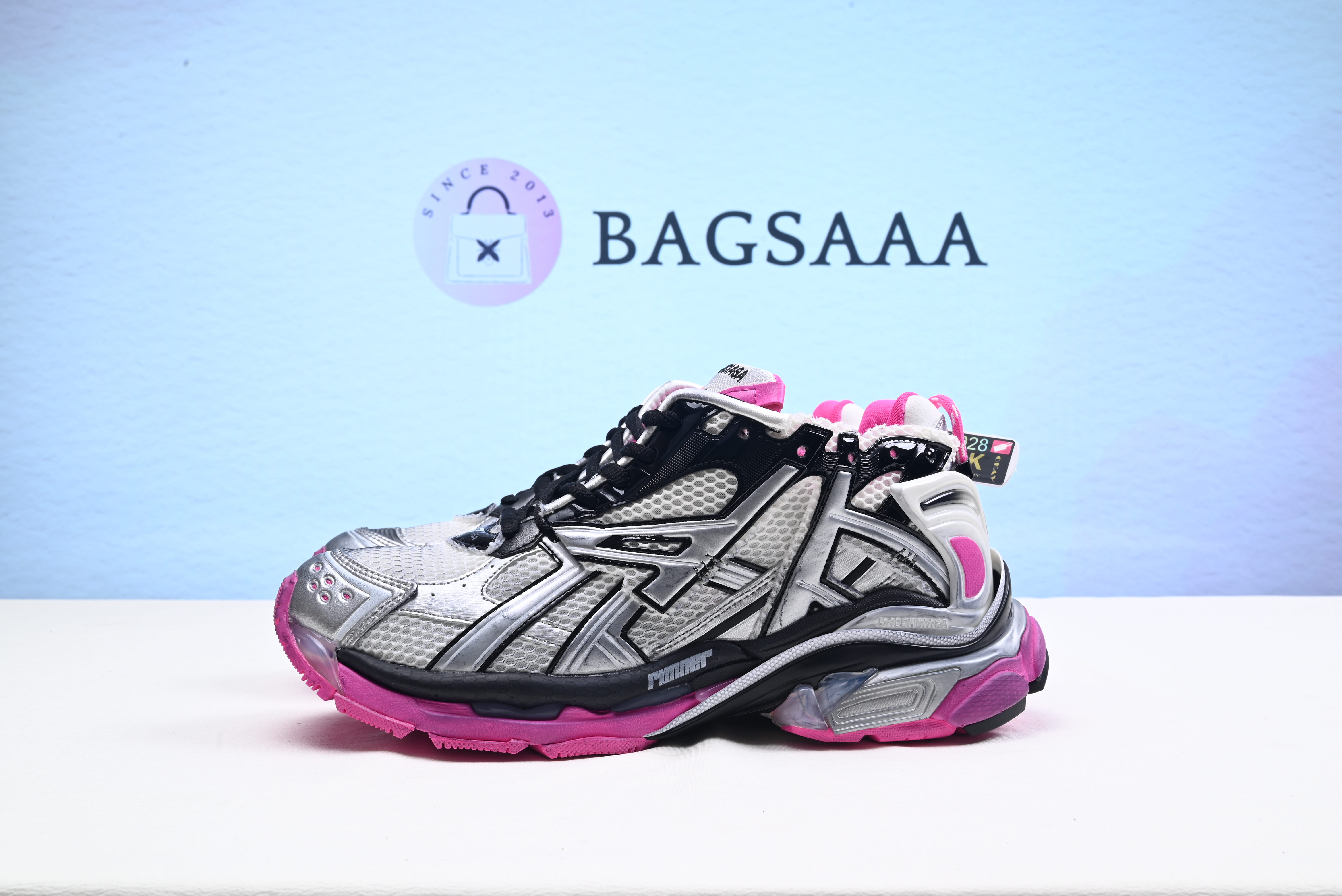 Bagsaaa Ba1en*iagaRunner Trainer In Silver Multi
