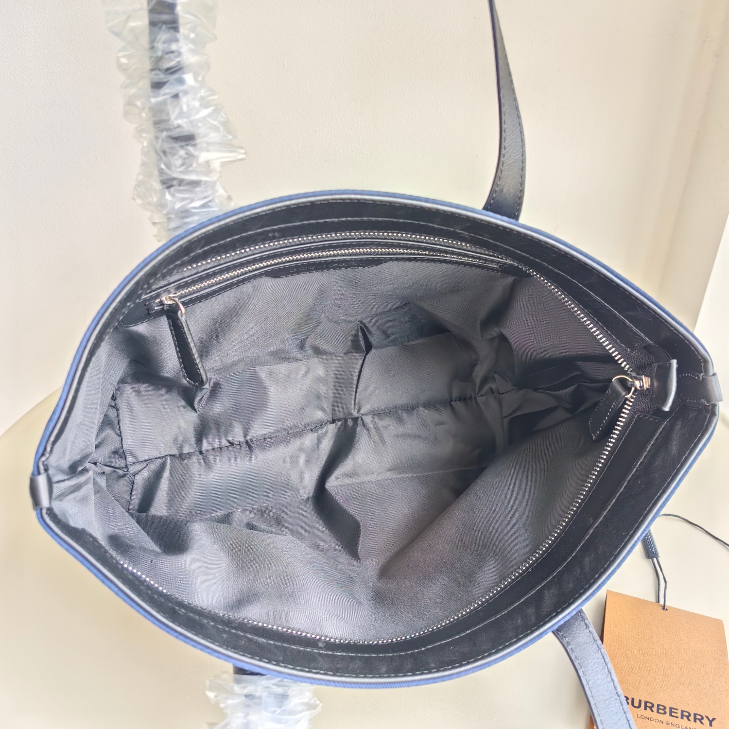 Bagsaaa Bv*b*rry Nylon Blue Tote - 30X24x11cm (40cm)