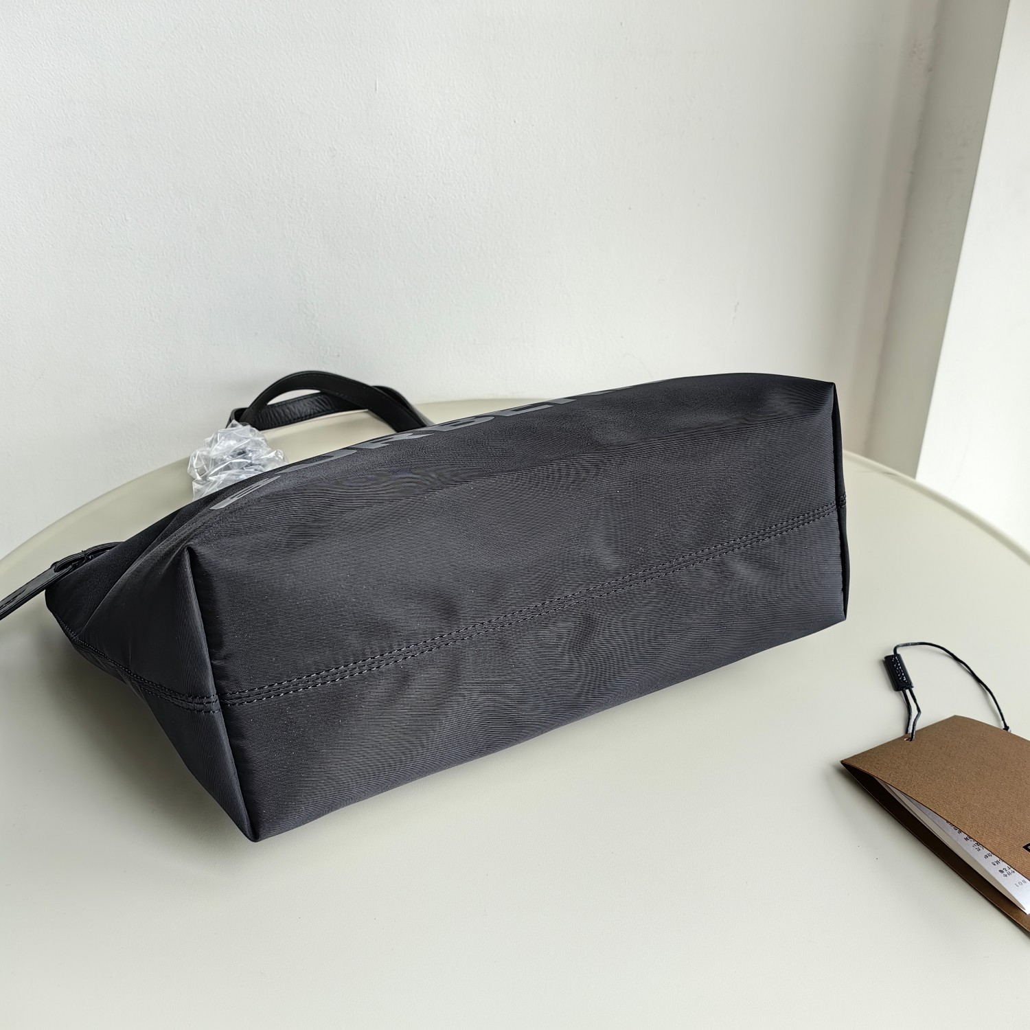 Bagsaaa Bv*b*rry Nylon Black Tote - 30X24x11cm (40cm)