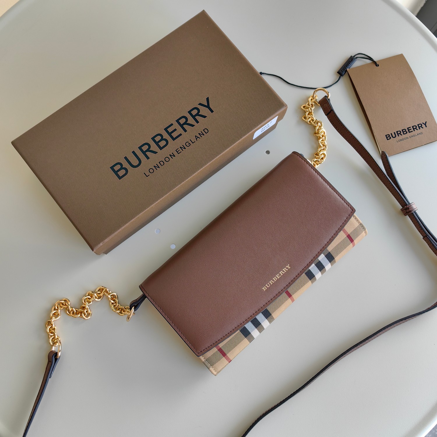 Bagsaaa Bv*b*rry Calfskin Horseferry Check Henley Wallet On Chain Brown - 21*12*3cm