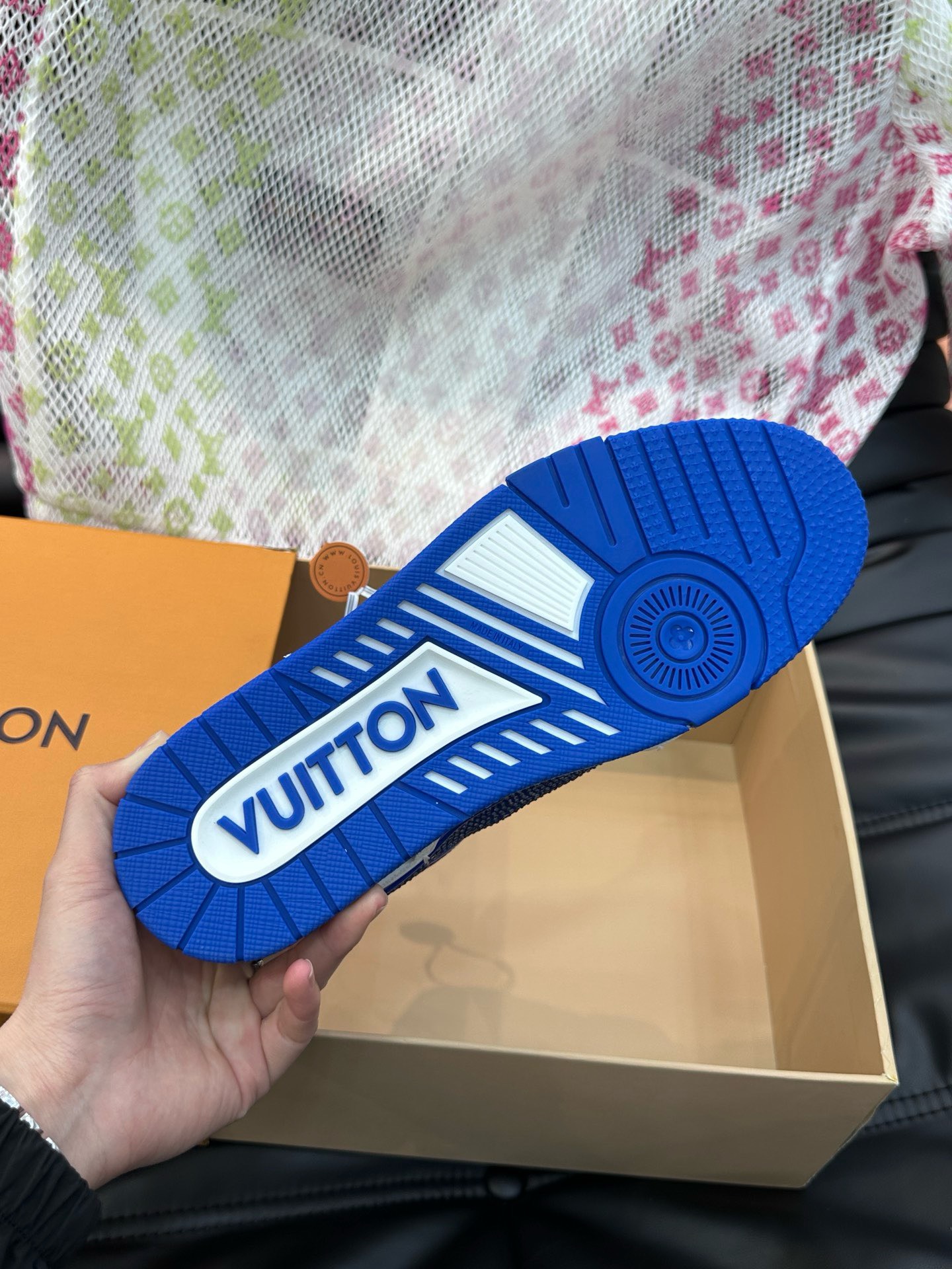Bagsaa L0vis Vvtt0n Trainer Sneaker Blue crystals 