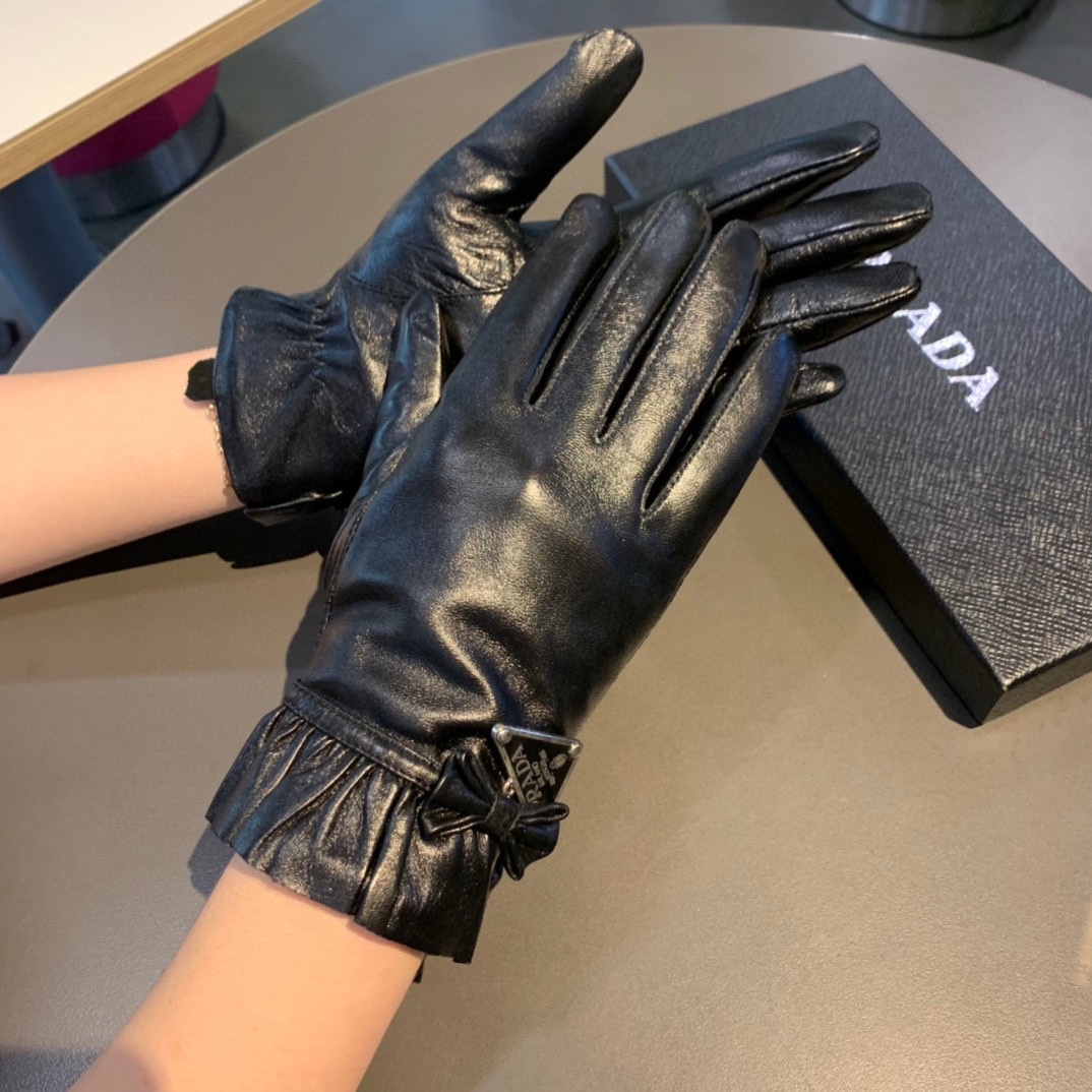 Bagsaaa Pra*a Ribbon Leather Gloves 2 colors