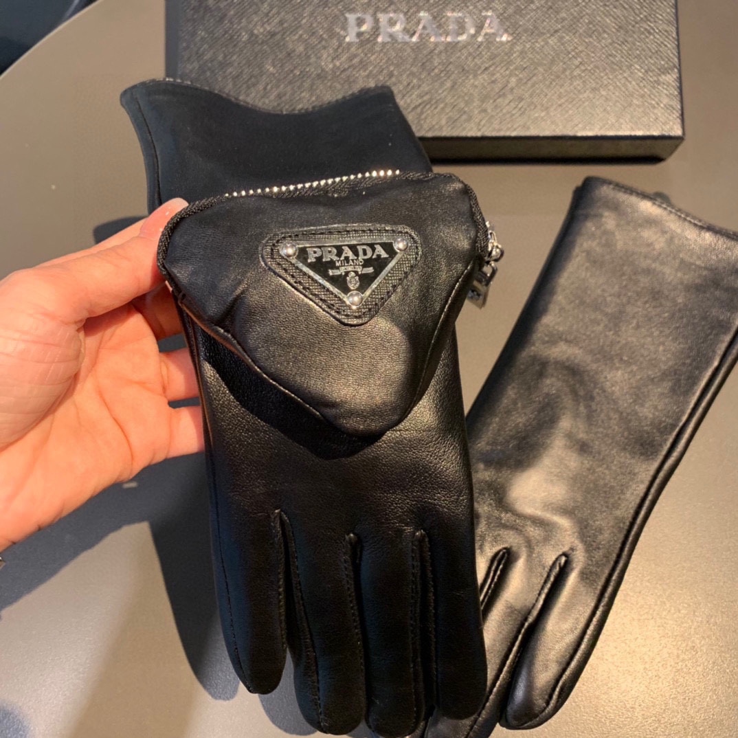 Bagsaaa Pra*a Nappa Leather Black Gloves With Pouch
