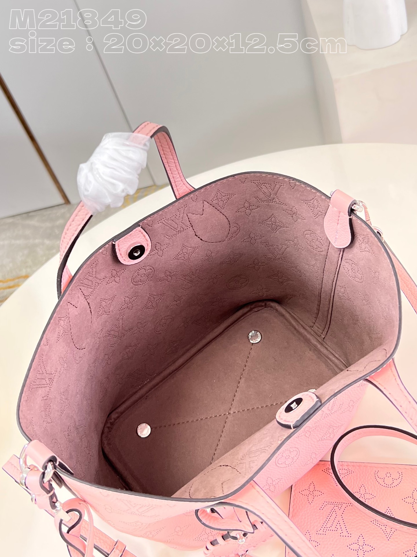 Bagsaaa L0vis Vvtt0n Blossom PM bag Pink - 20 x 20 x 12.5 cm