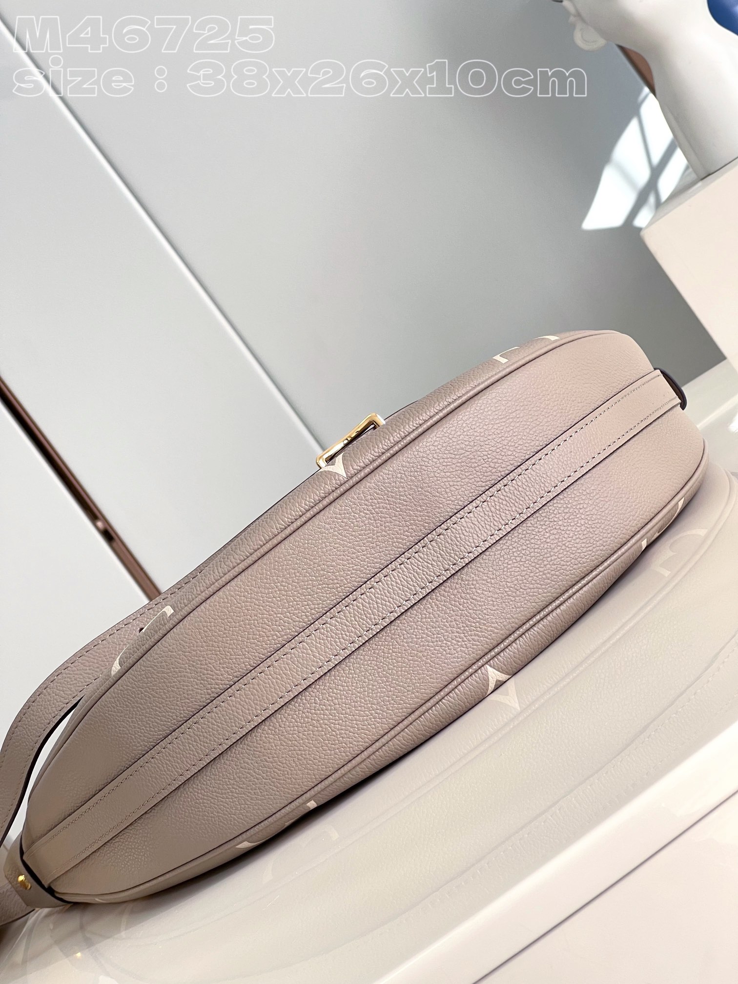 Bagsaaa L0vis Vvtt0n Loop Hobo Monogram Empreinte Taupe - 38x26x10cm
