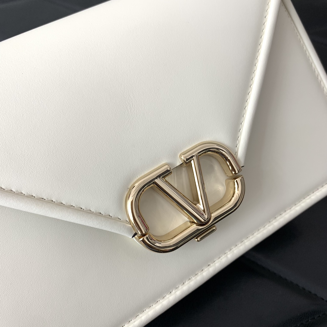 Bagsaaa Va1e*ntin0 Garavani Small Shoulder Letter Bag White - 19x12x6cm