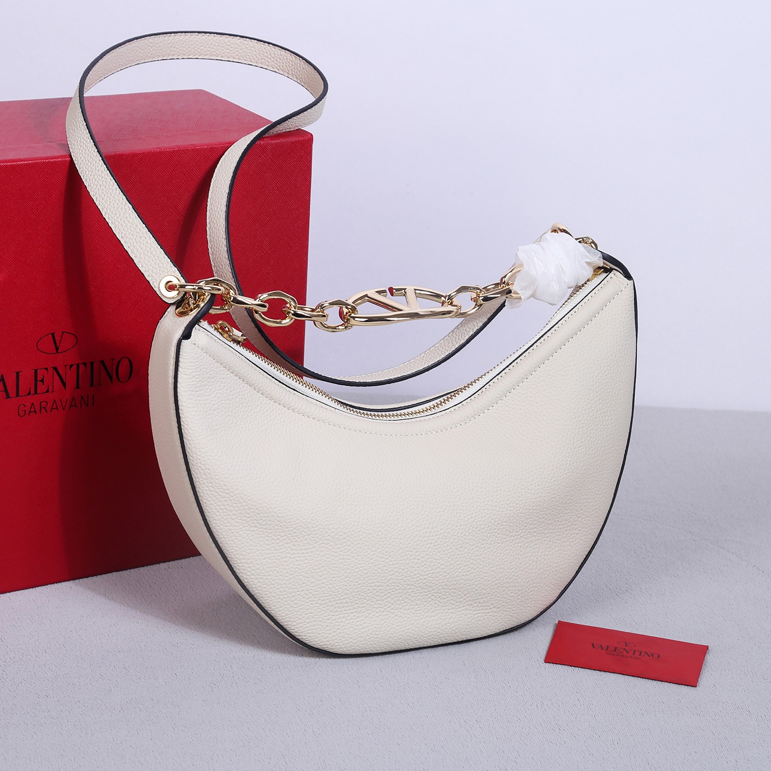 Bagsaaa Va1e*ntin0 Small Vlogo Moon Hobo Bag In Leather With Chain White - 29x 23x11cm