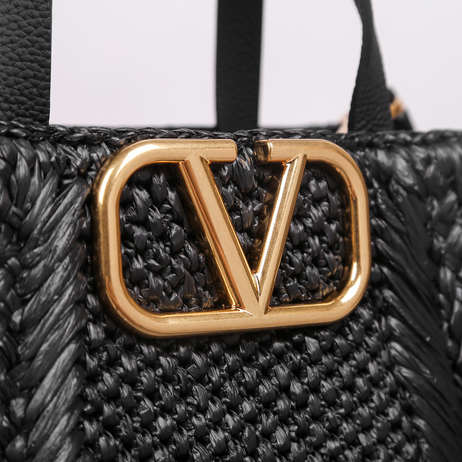 Bagsaaa Va1e*ntin0 Garavani Medium Straw Black Tote - 27x11x18cm