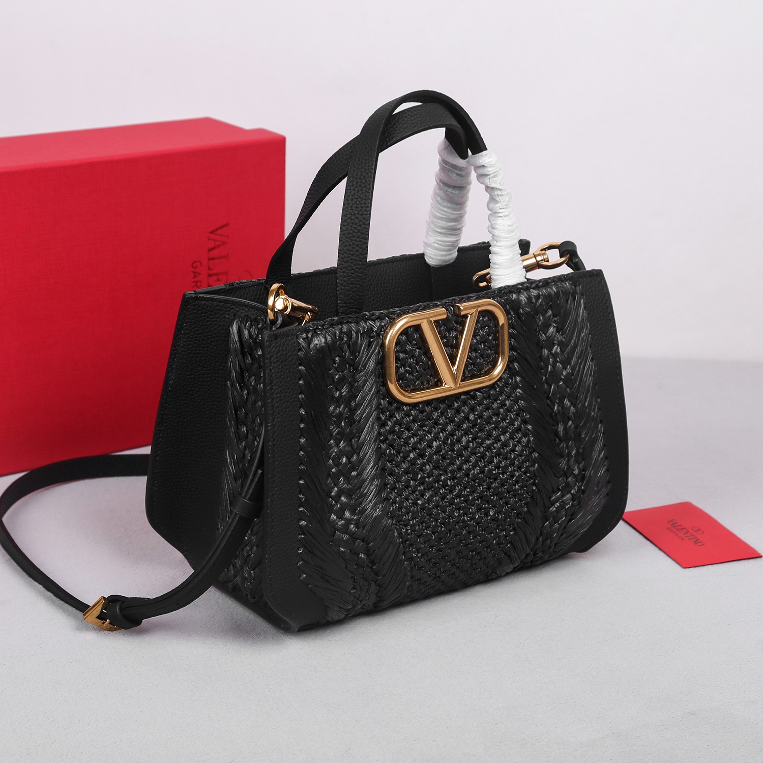 Bagsaaa Va1e*ntin0 Garavani Medium Straw Black Tote - 27x11x18cm