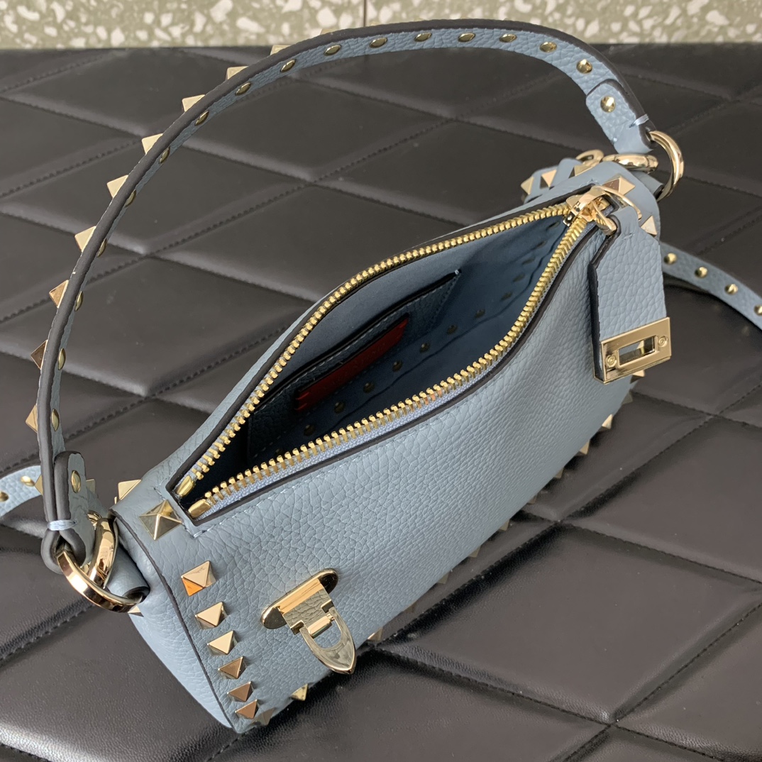 Bagsaaa Va1e*ntin0 Garavani Small Rockstud Grainy Calfskin Crossbody Bag Blue - 19x13x7cm