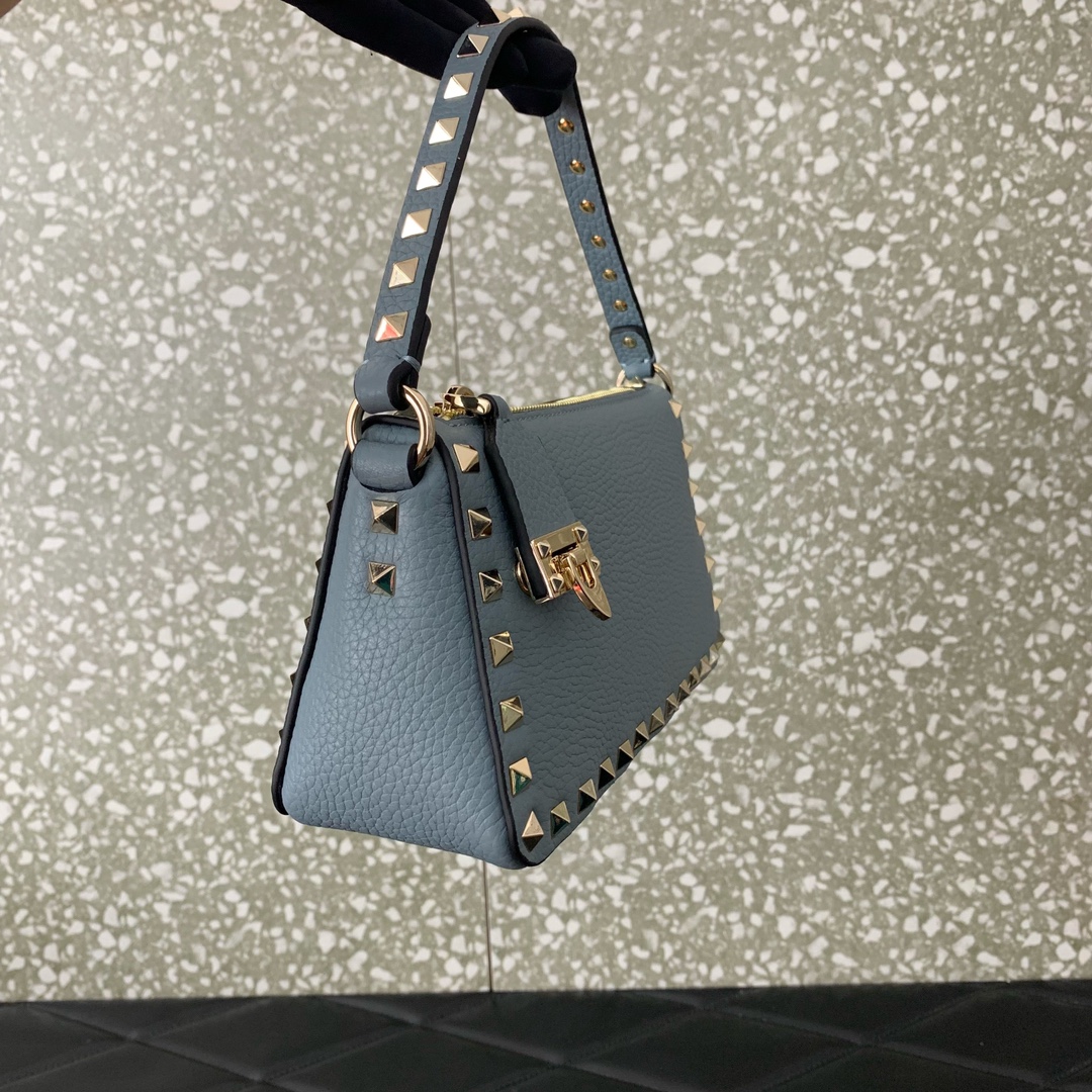 Bagsaaa Va1e*ntin0 Garavani Small Rockstud Grainy Calfskin Crossbody Bag Blue - 19x13x7cm